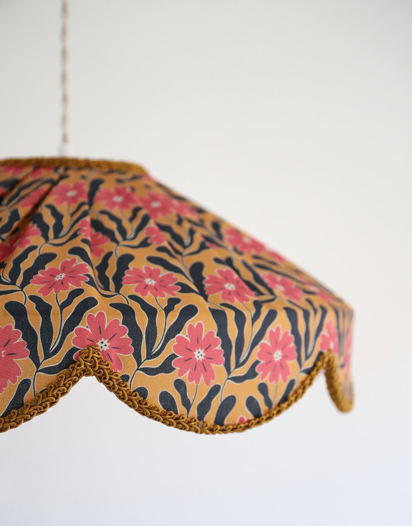 Suspension forme florale Cosette "goa flowers"