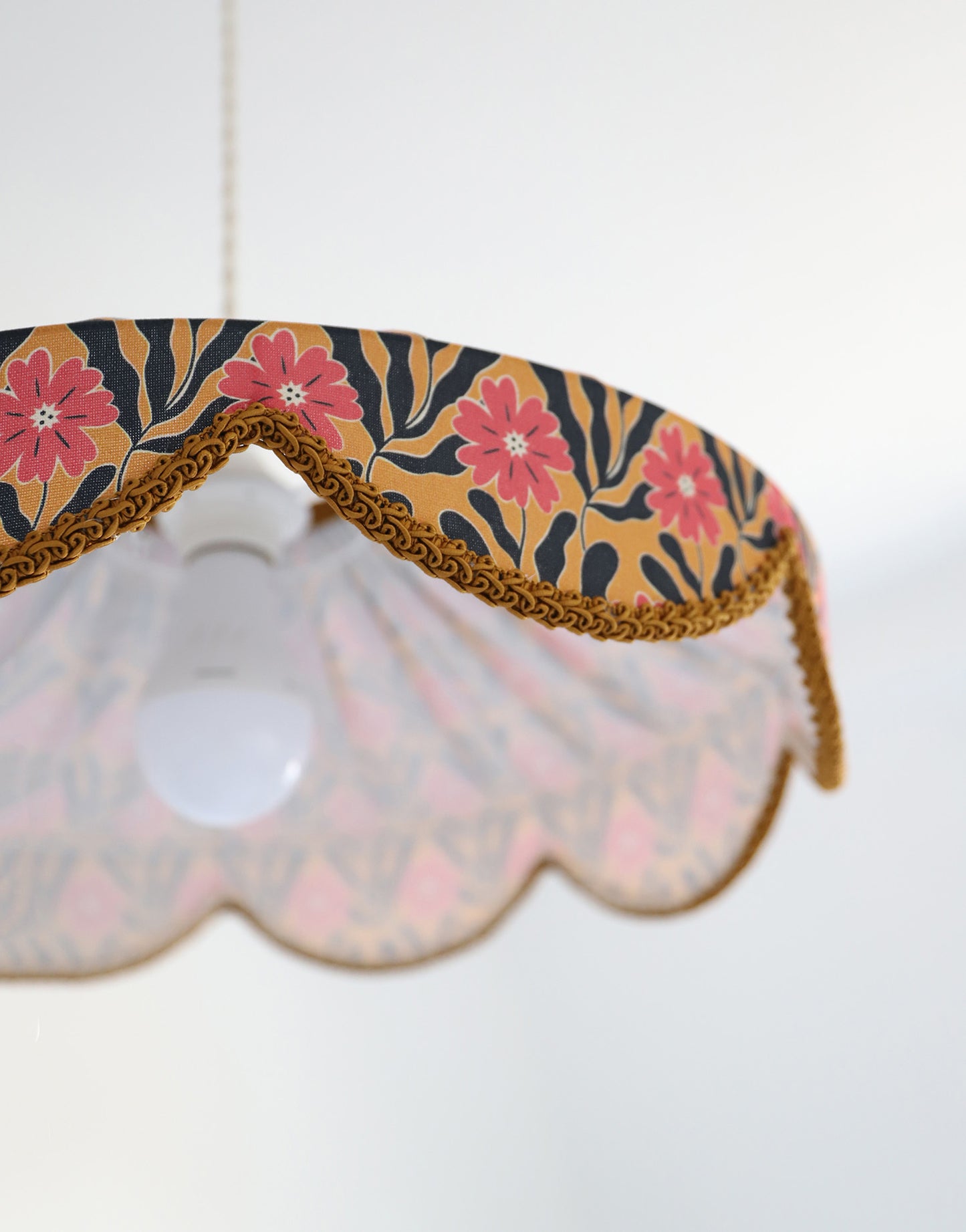 Suspension forme florale Cosette "goa flowers"