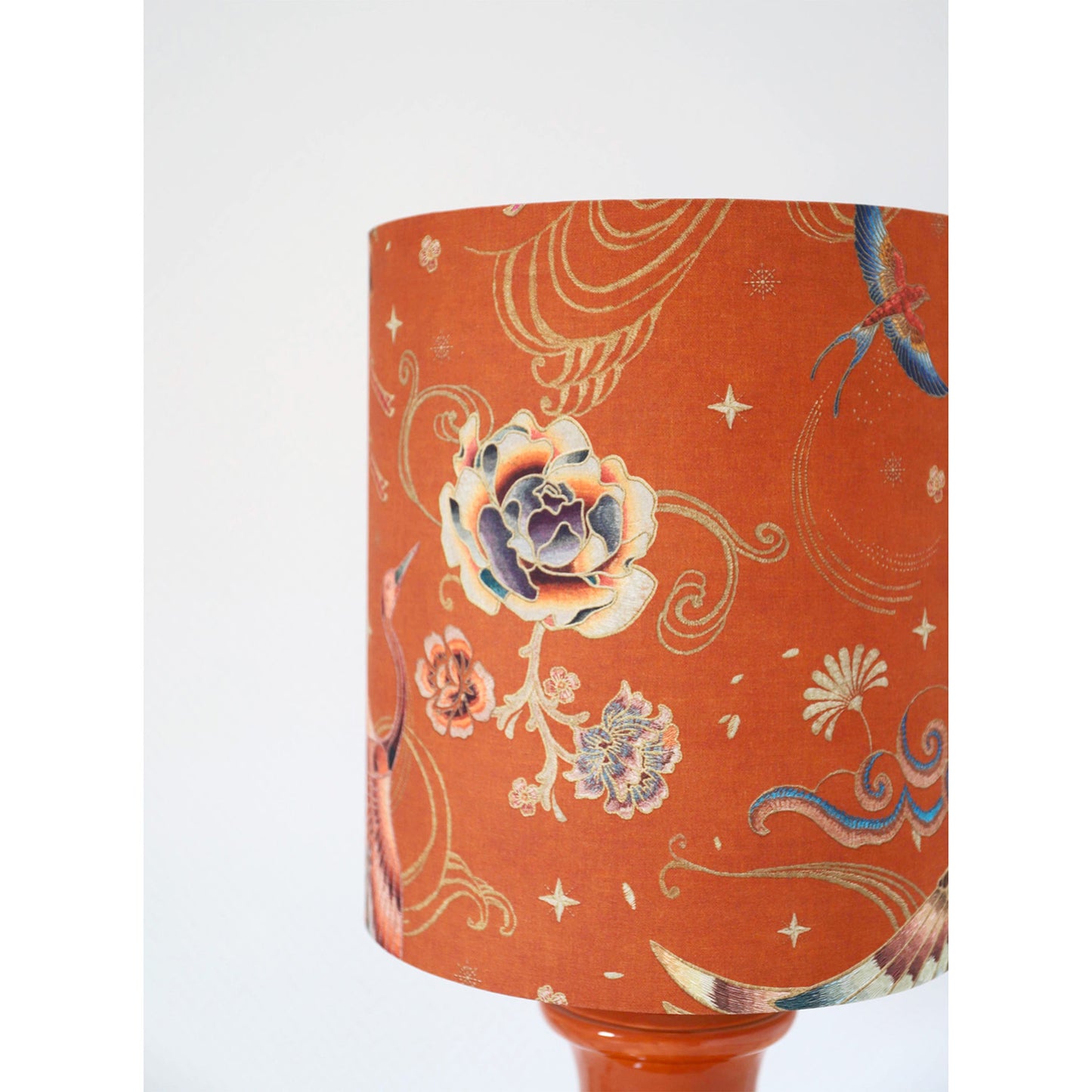 Lampe à poser vintage, pied en céramique et abat-jour imprimé