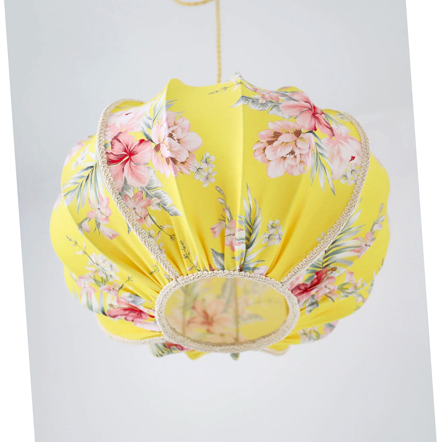 Suspension vintage "boule japonaise" imprimée fleurs