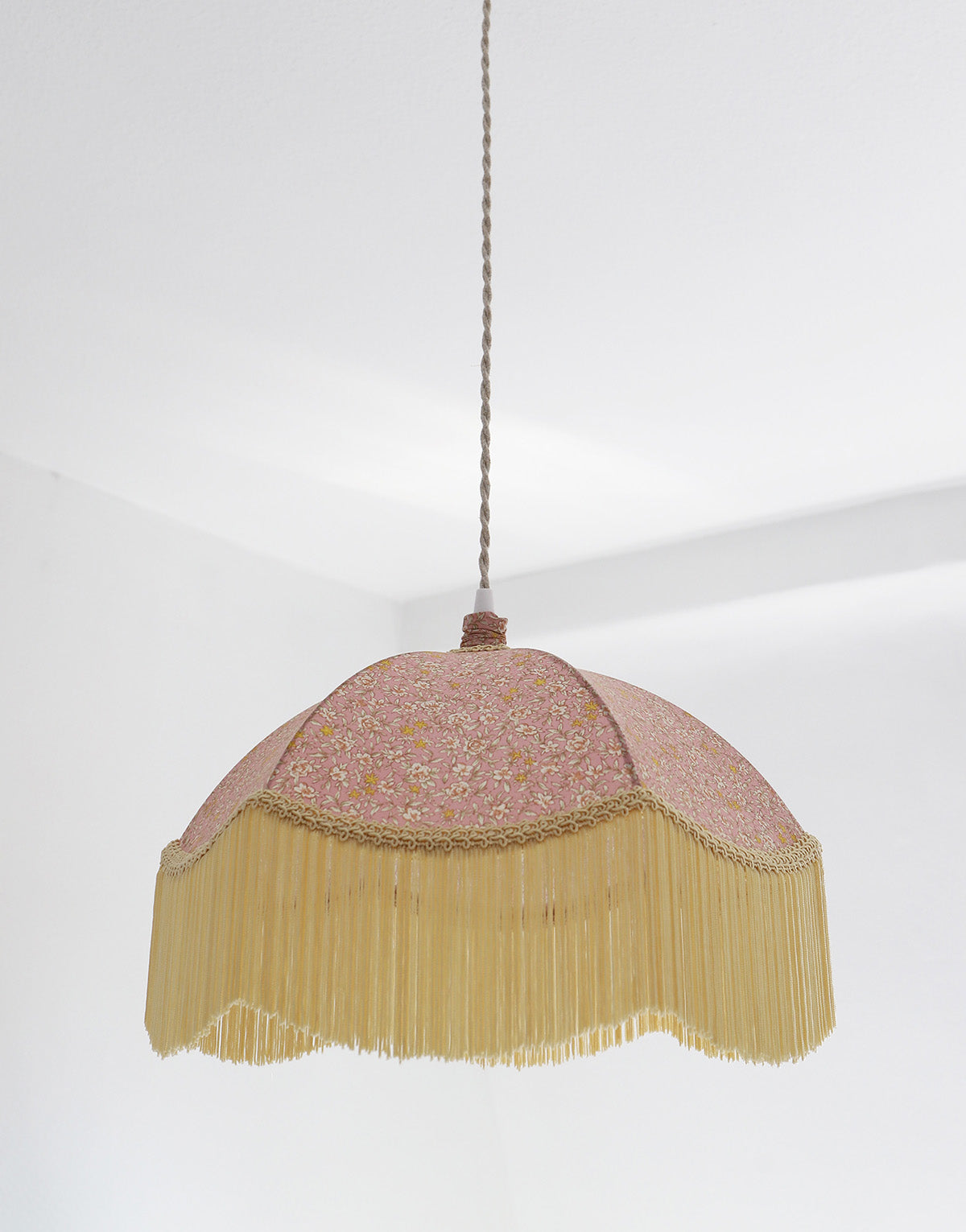 Suspension vintage parapluie imprimée avec franges