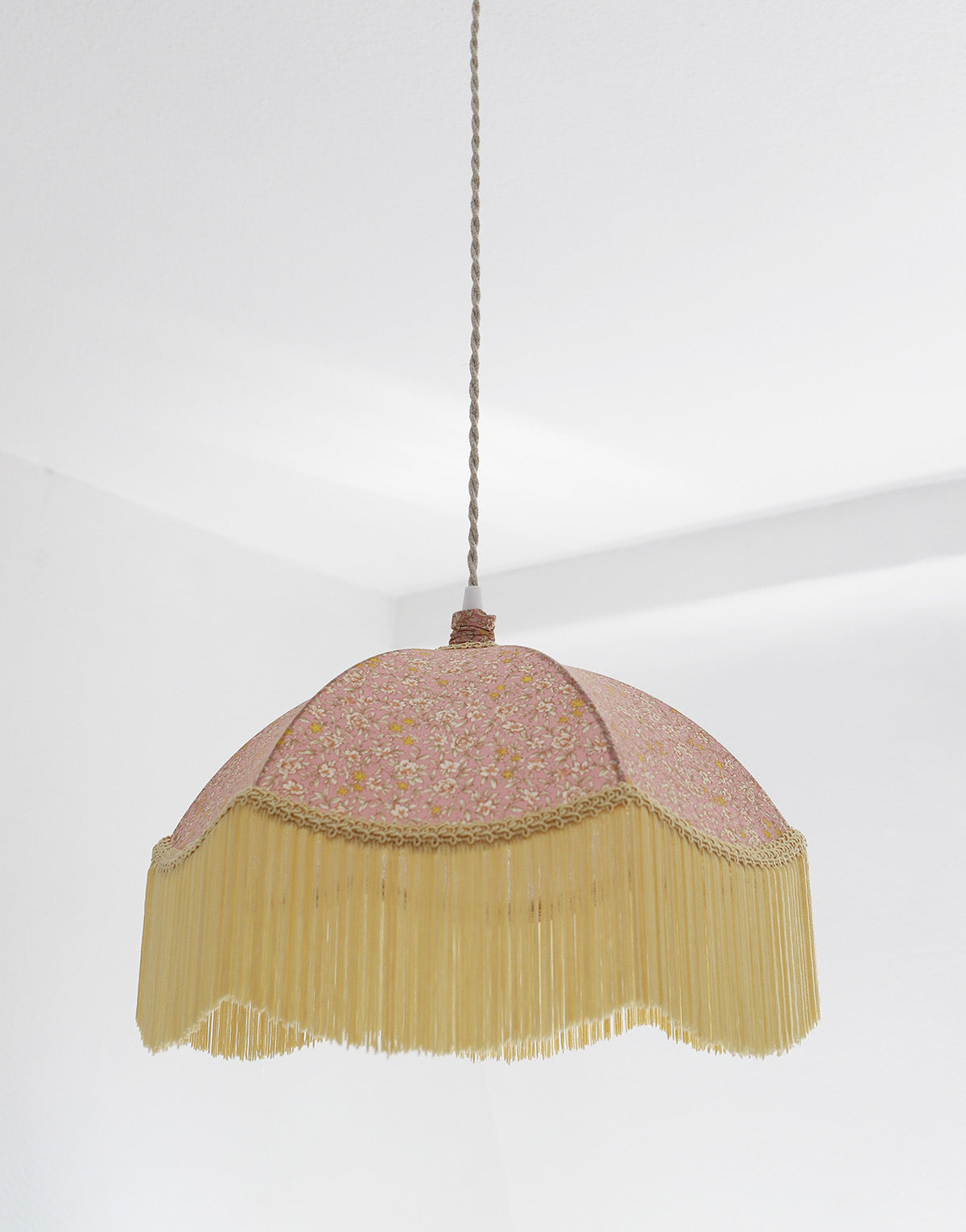 Suspension vintage parapluie imprimée avec franges