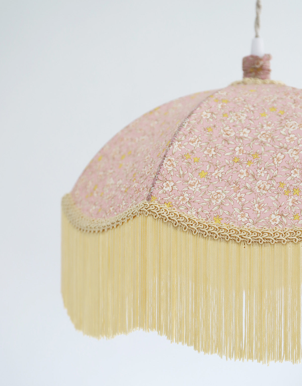 Suspension vintage parapluie imprimée avec franges