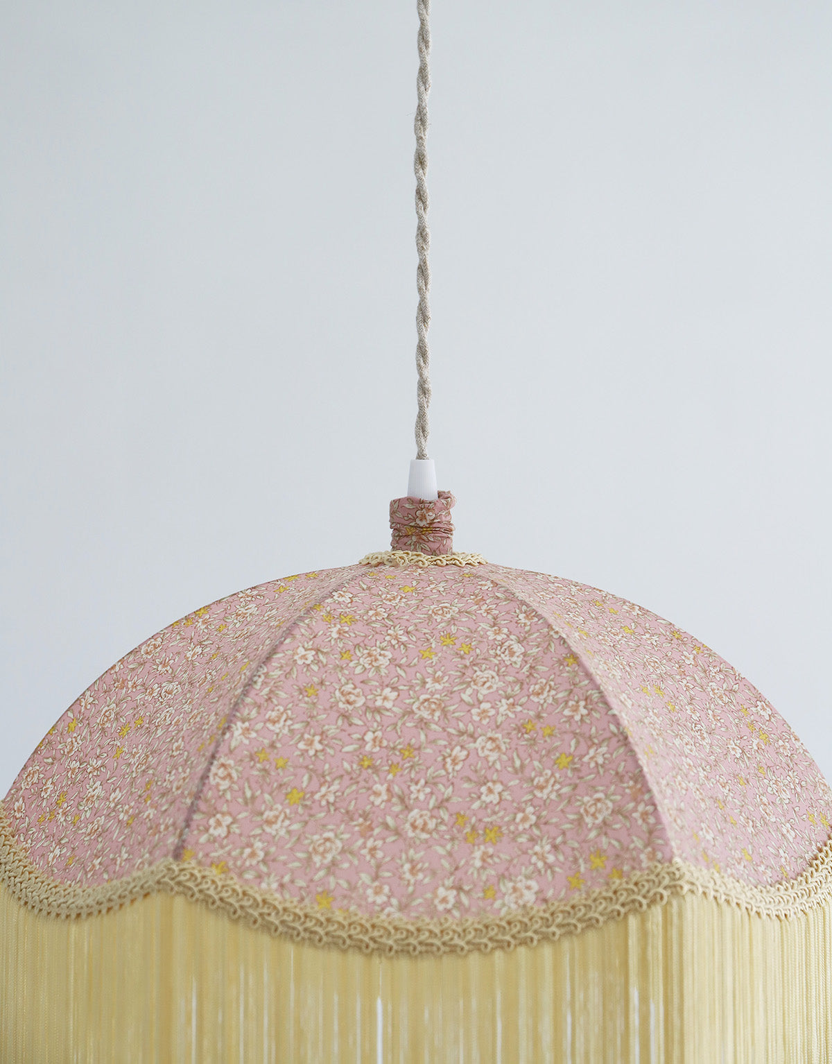 Suspension vintage parapluie imprimée avec franges