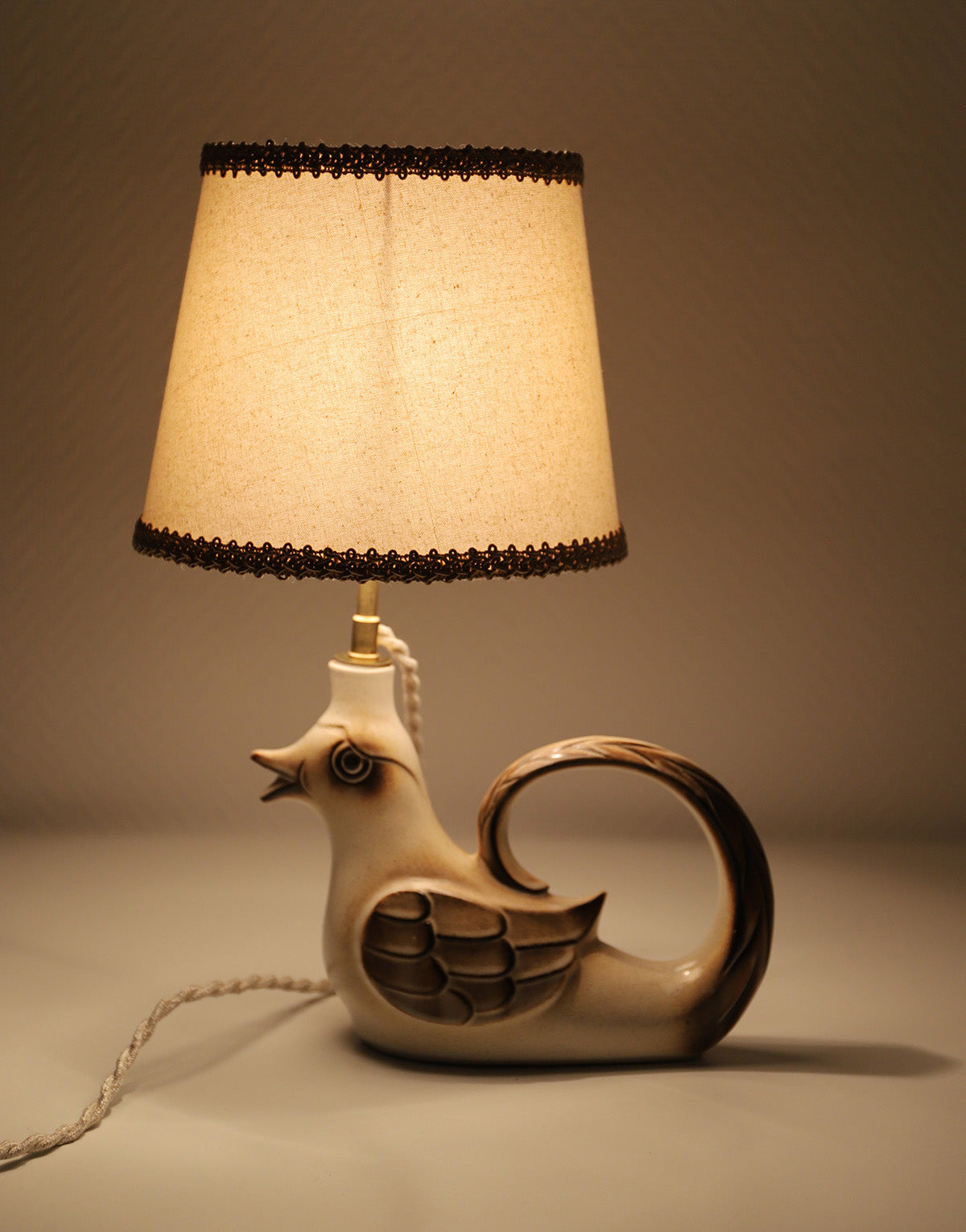 Lampe à poser, pied en céramique "oiseau" années 50