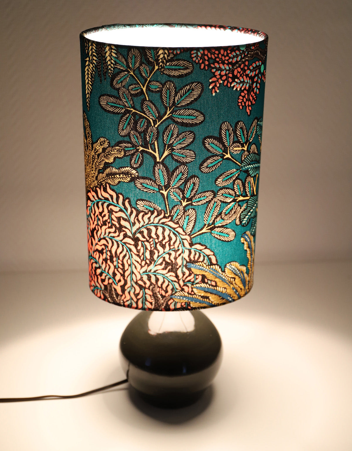 Lampe en grès émaillé années 70 abat-jour oval imprimé
