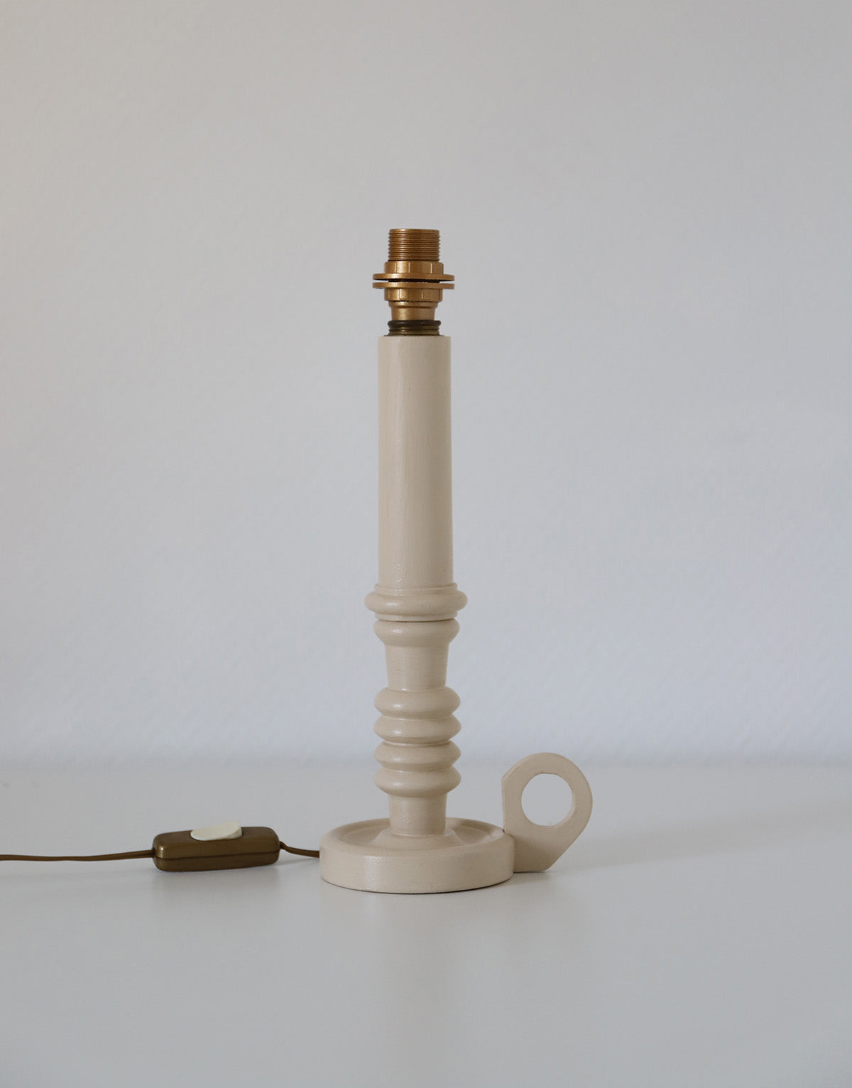 Lampe Vintage Revisité, Pied de Lampe Ancien Revalorisé & Abat-jour Rayé