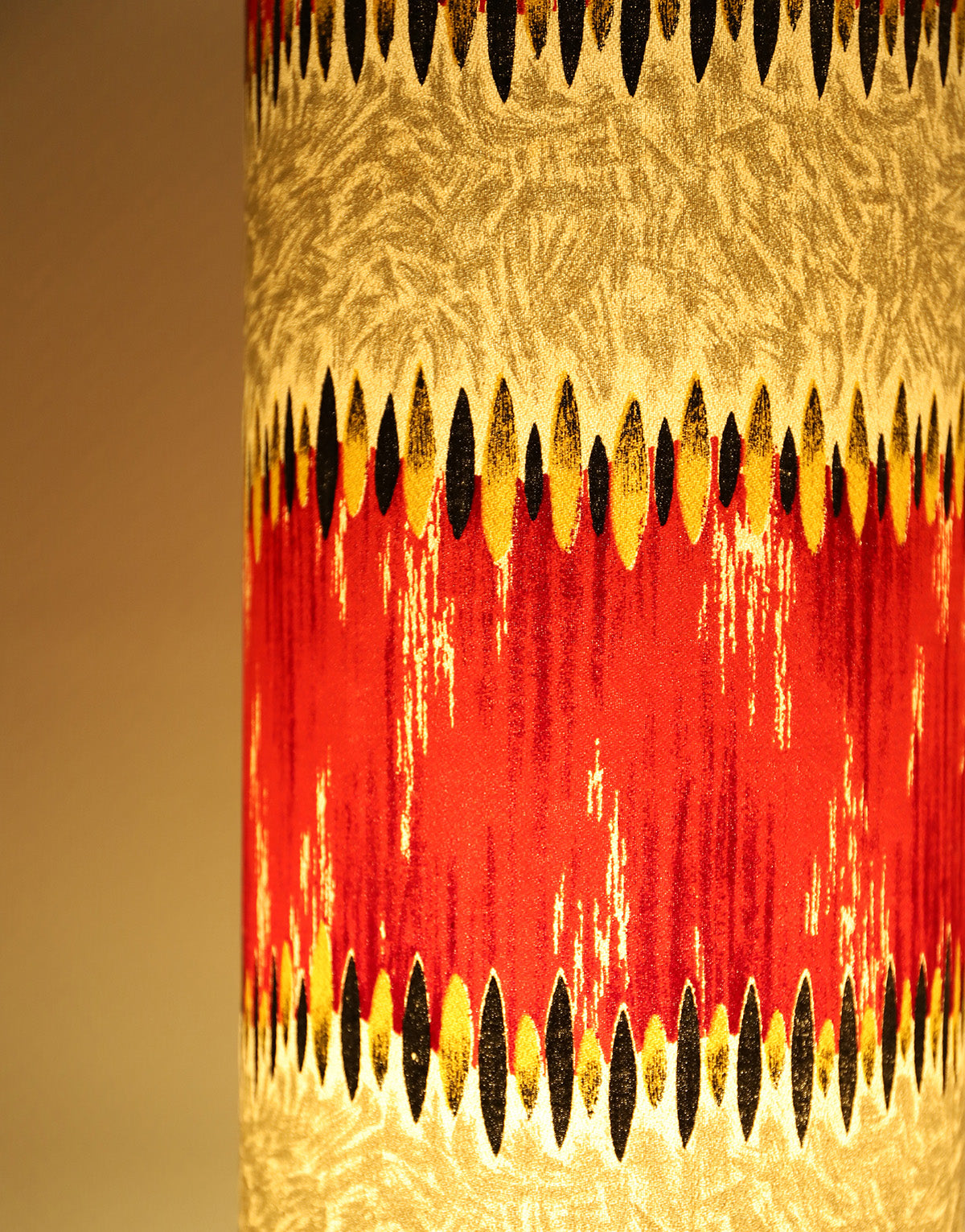 Lampe à Poser Vintage pied en céramique "Vague Rétro" abat-jour tissu vintage - Édition Limitée