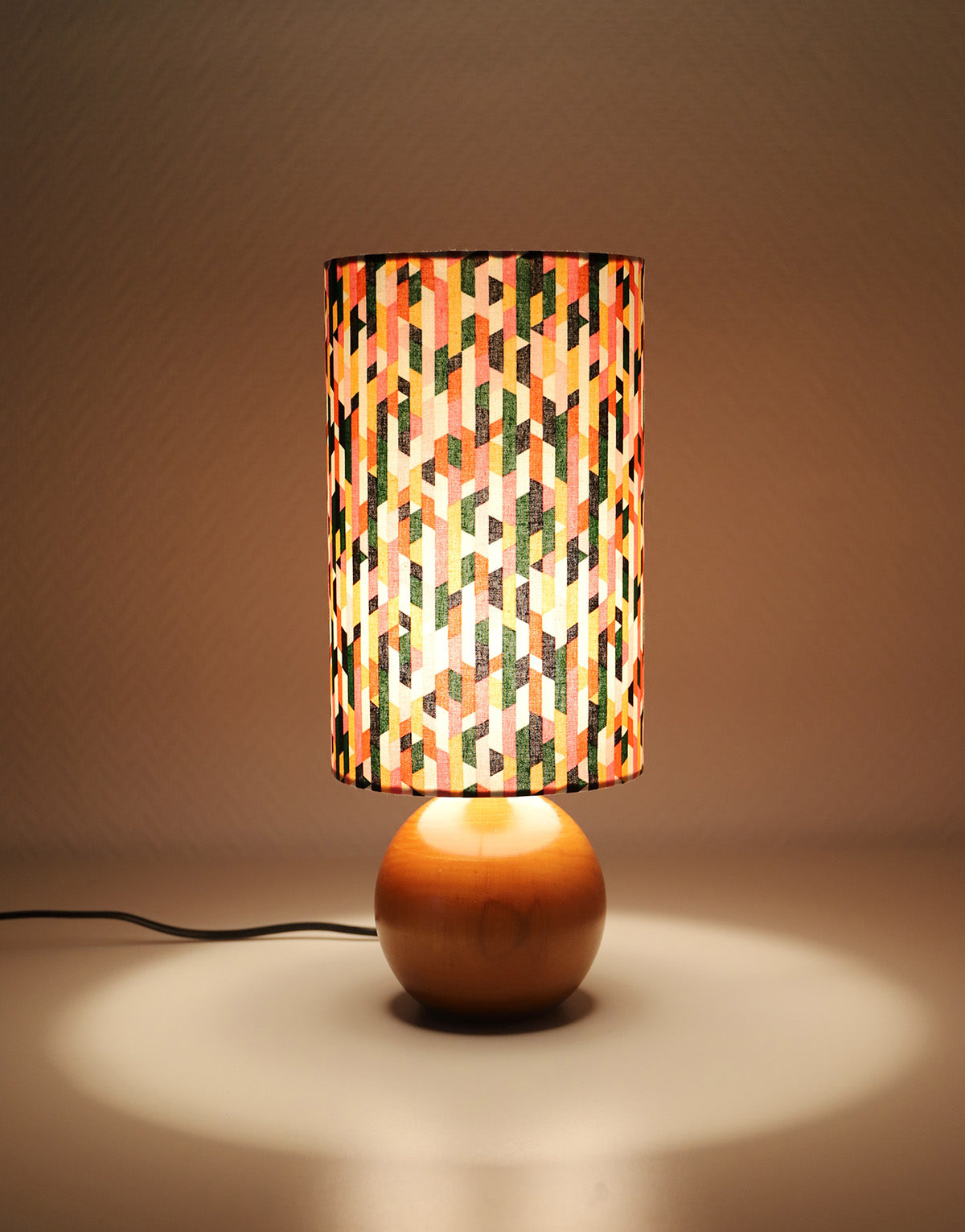 Lampes de chevet, pied bois et abat-jour imprimé