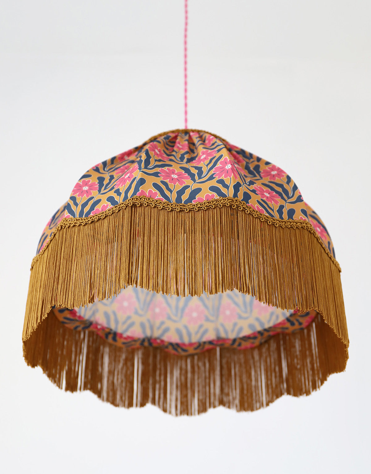 Suspension vintage Dôme bas arrondi, imprimée floral avec franges