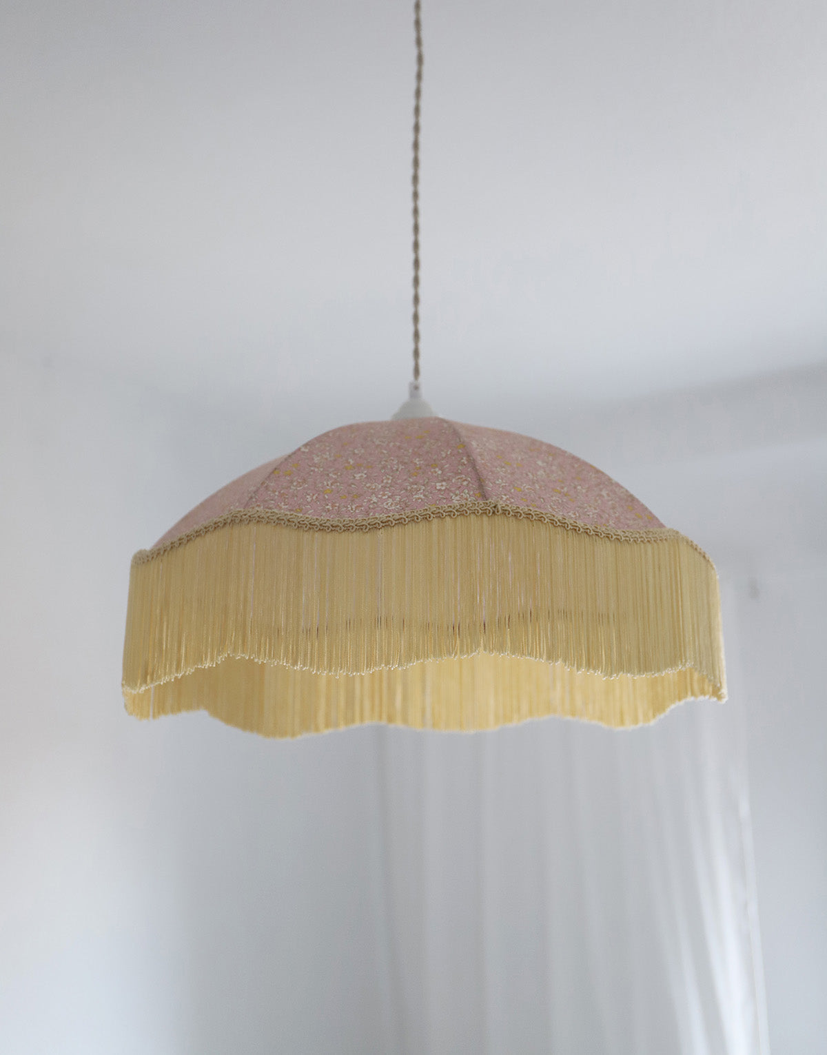 Suspension vintage parapluie imprimée avec franges D45 cm
