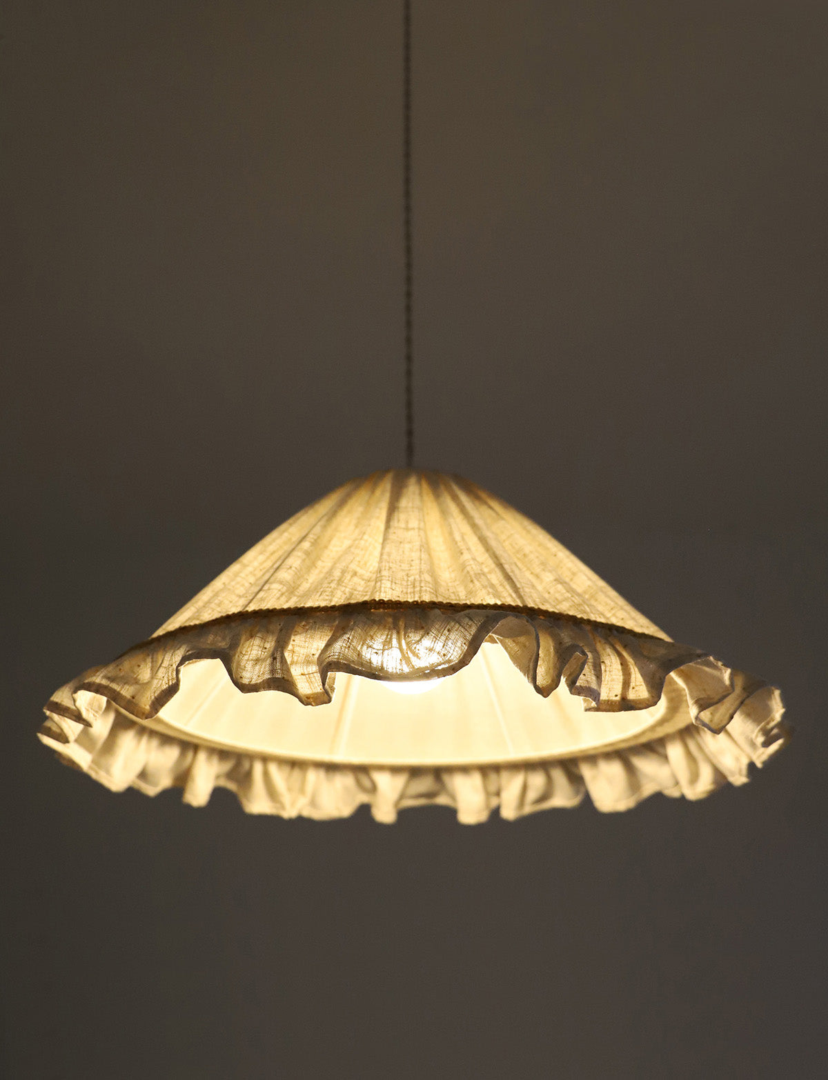 Suspension conique avec volant Emilia "classic dots"