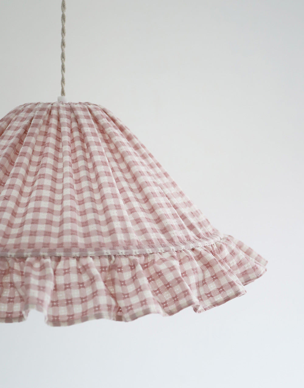 Suspension conique avec volant Emilia "petits carreaux rose"