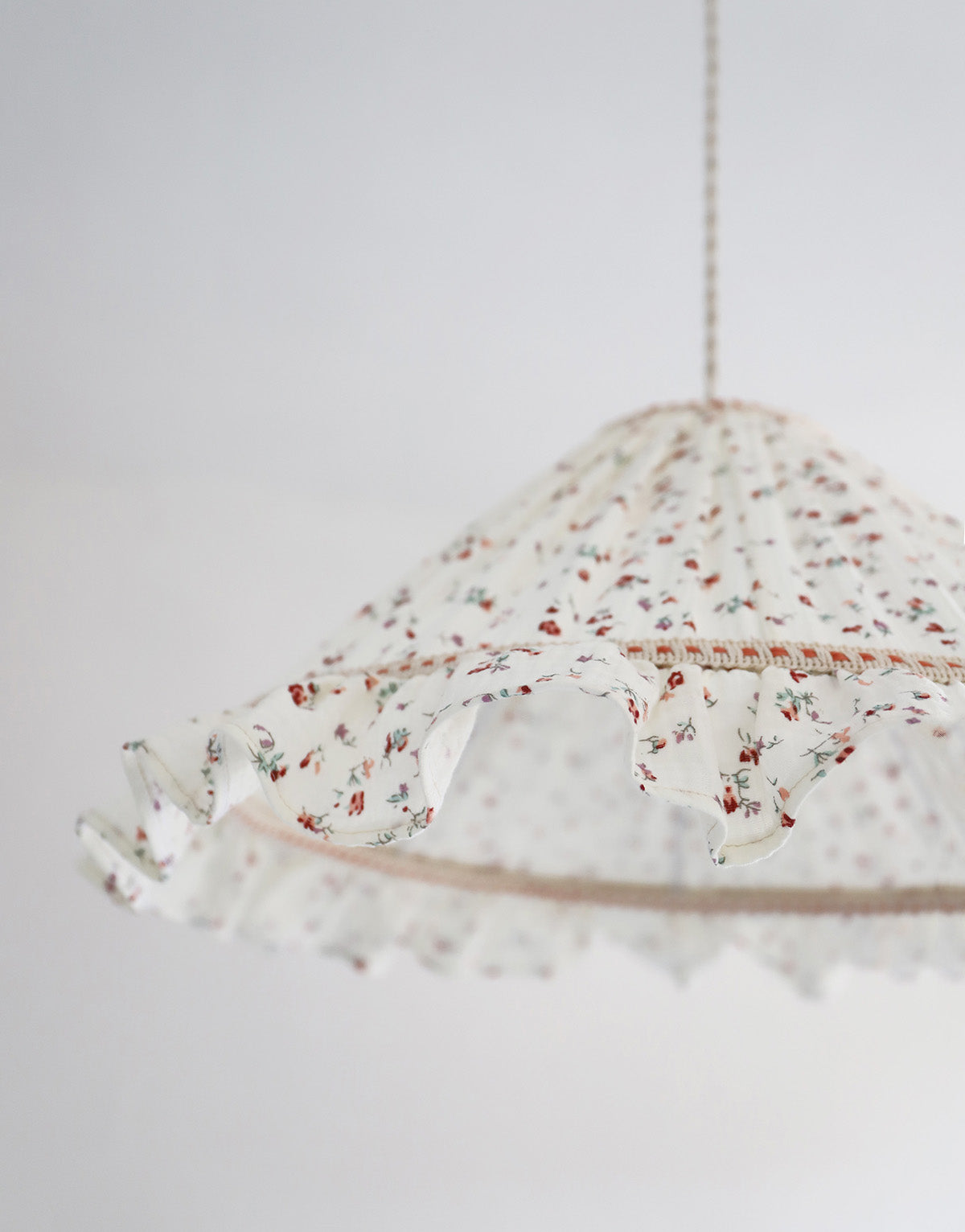 Suspension conique avec volant Emilia "tiny flowers"