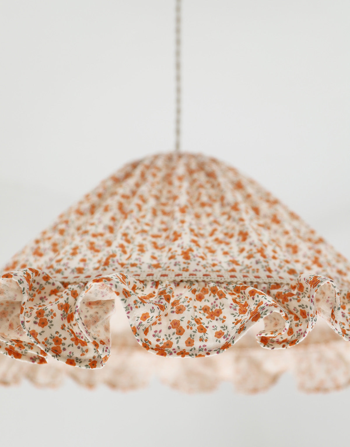 Suspension conique avec volant Emilia "fleurettes"