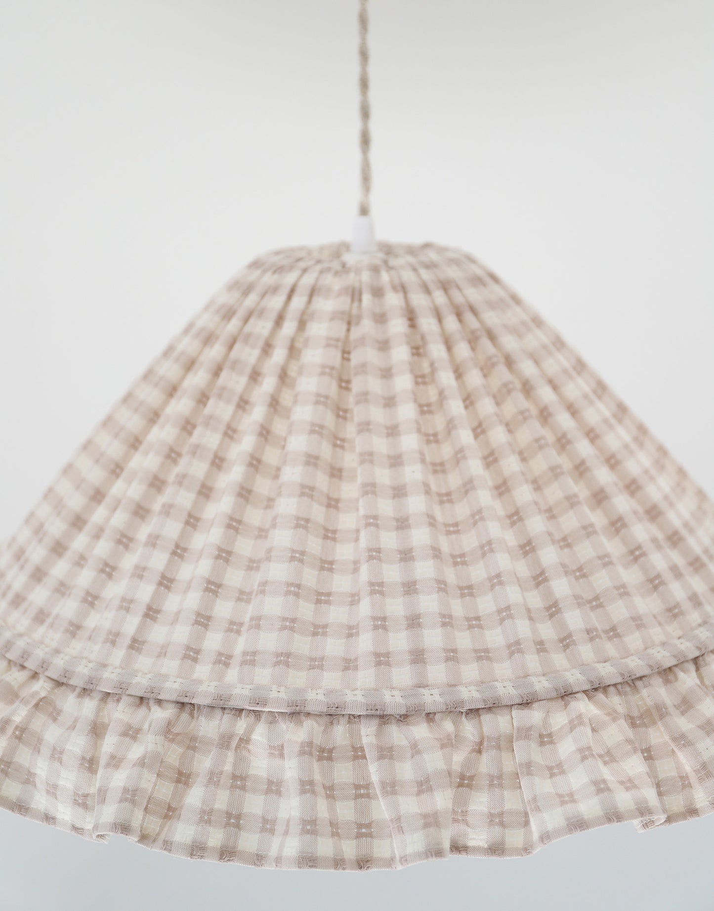 Suspension conique avec volant Emilia "petits carreaux beige"
