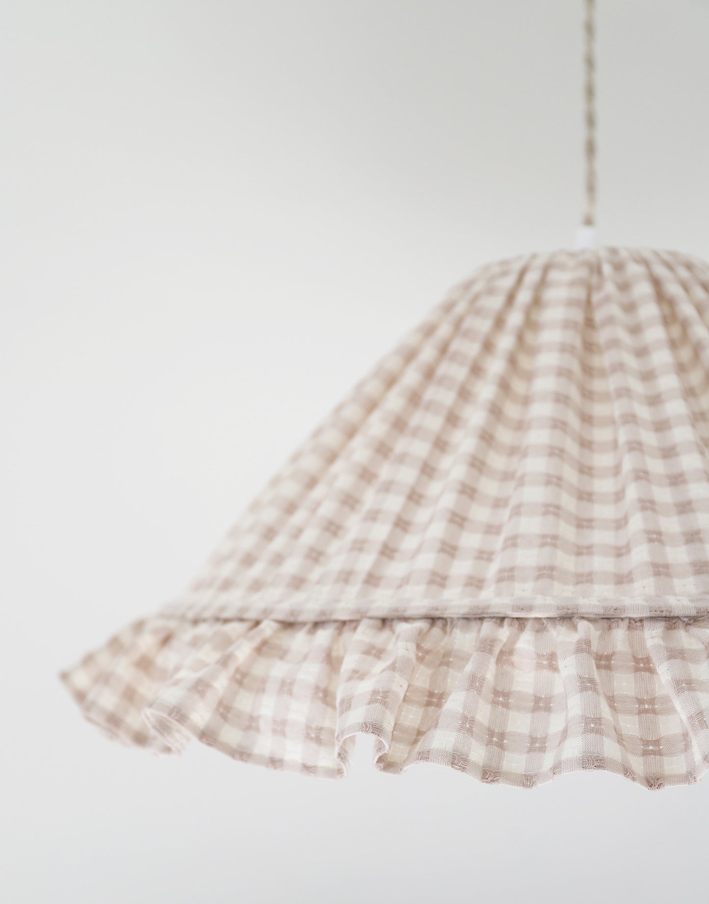 Suspension conique avec volant Emilia "petits carreaux beige"