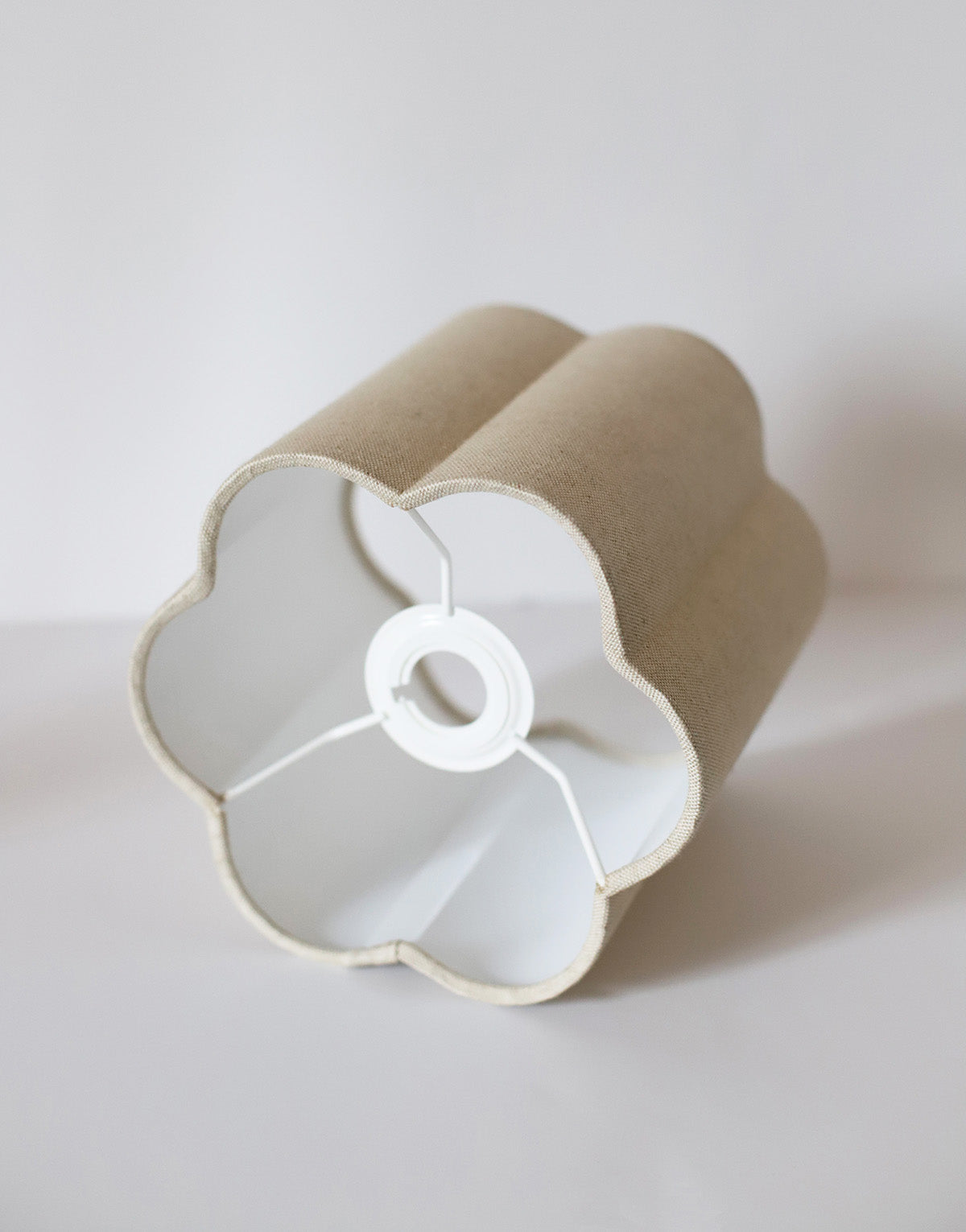 Abat-jour forme fleur uni Flora "classic"
