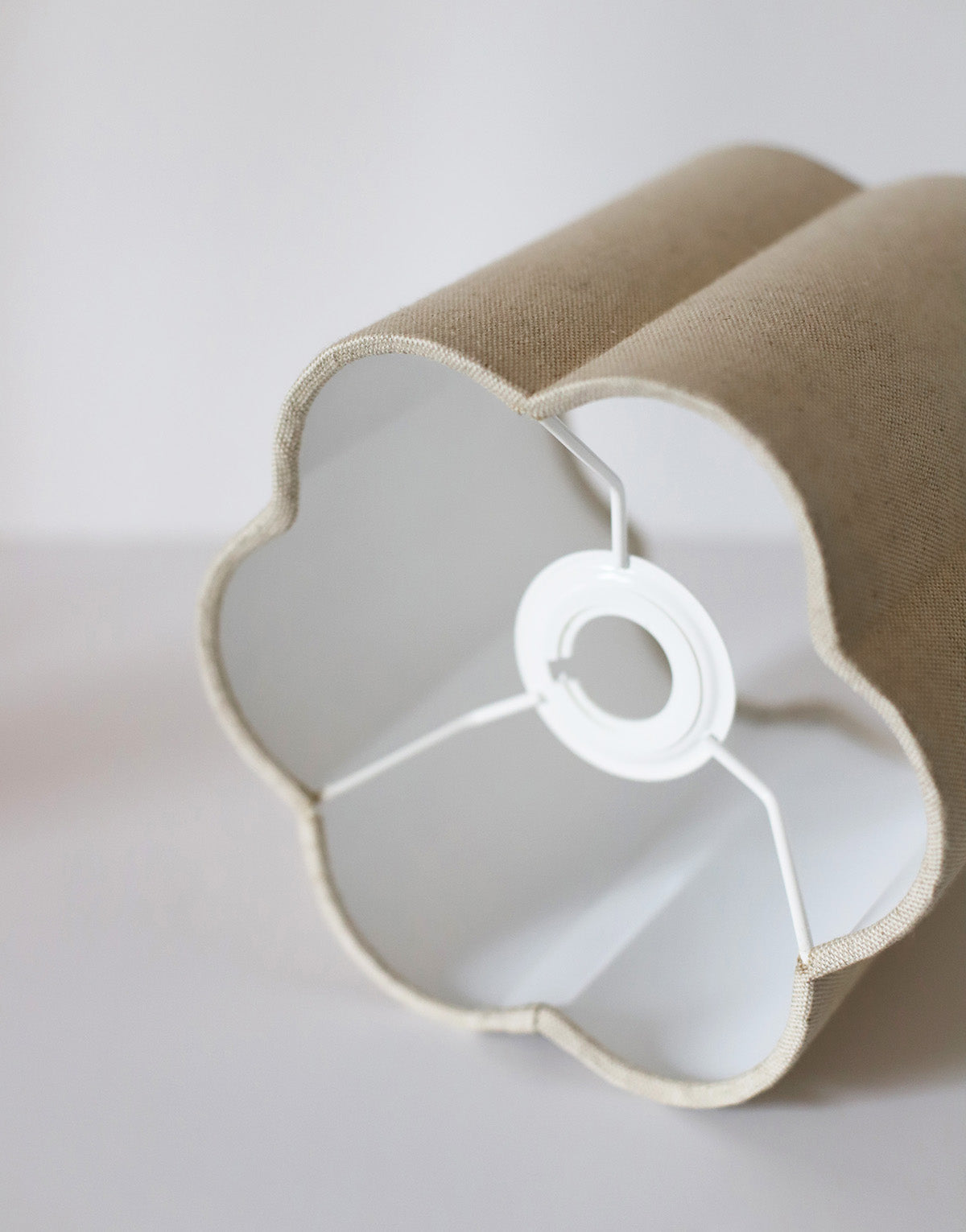 Abat-jour forme fleur uni Flora "classic"