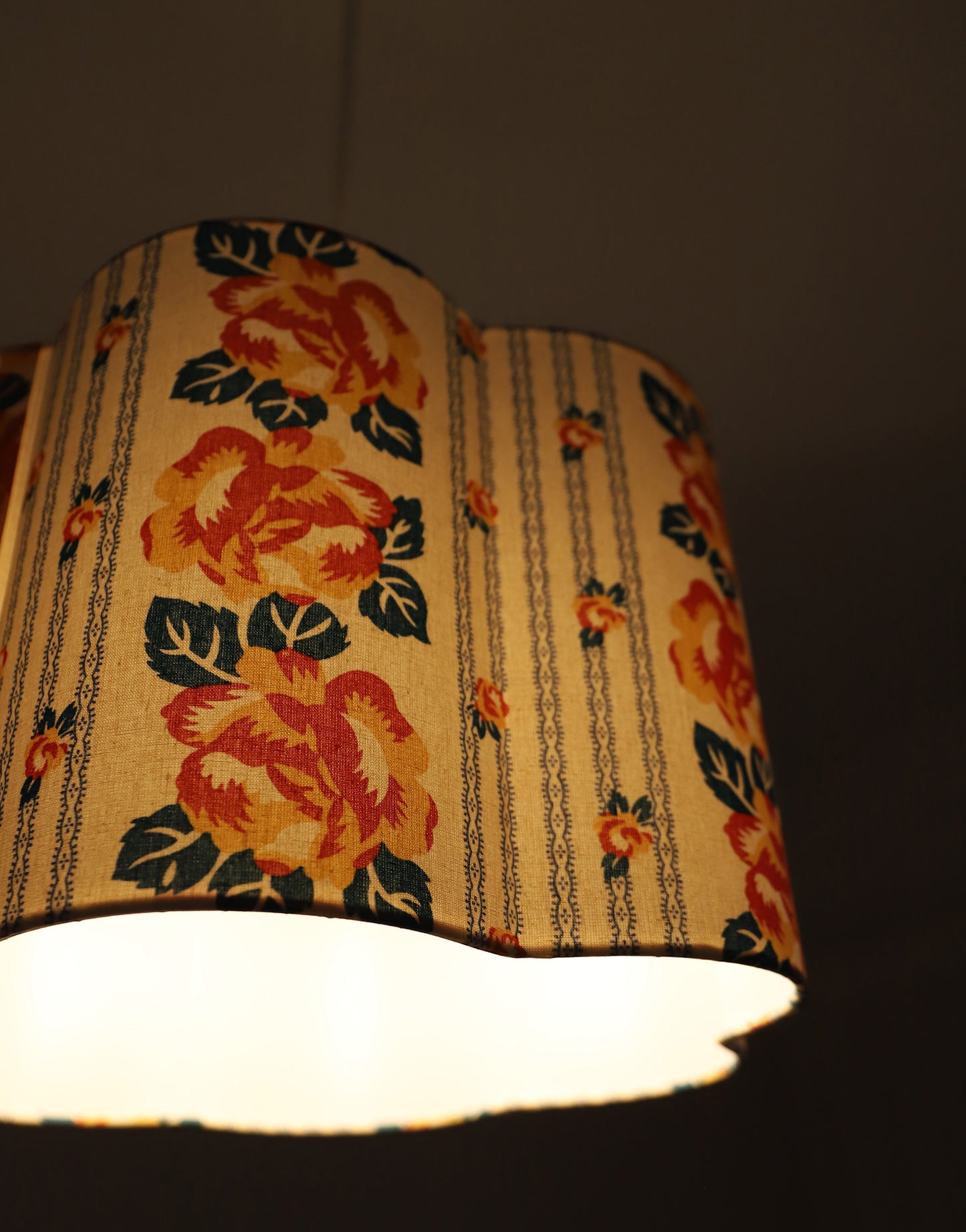 Suspension forme fleur Flora "vanavez flowers"