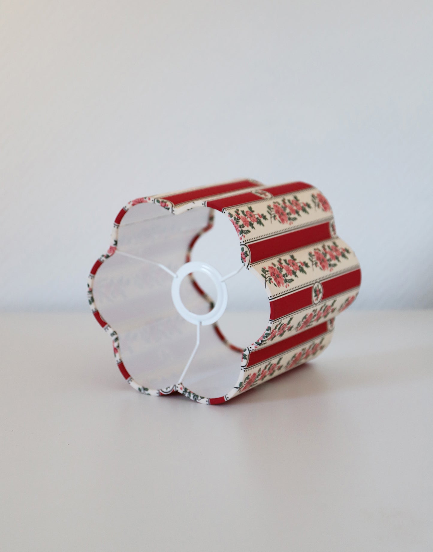 Abat-jour forme fleur Flora "sobremonte rouge"