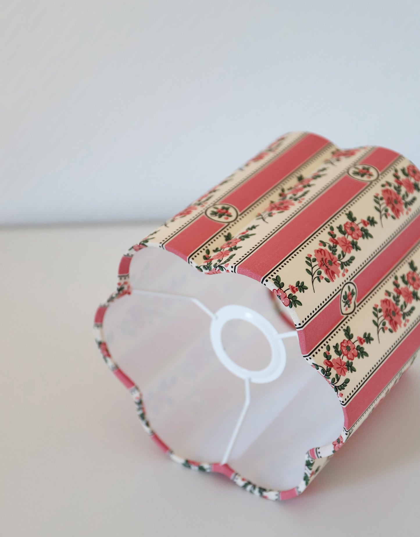 Abat-jour forme fleur Flora "sobremonte rose"
