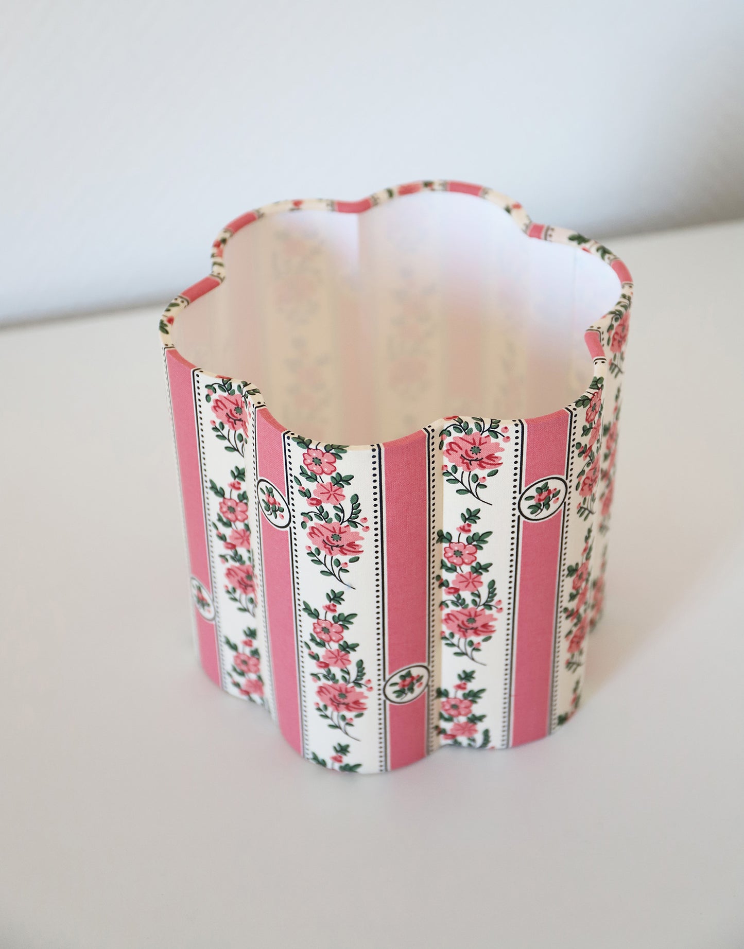 Abat-jour forme fleur Flora "sobremonte rose"