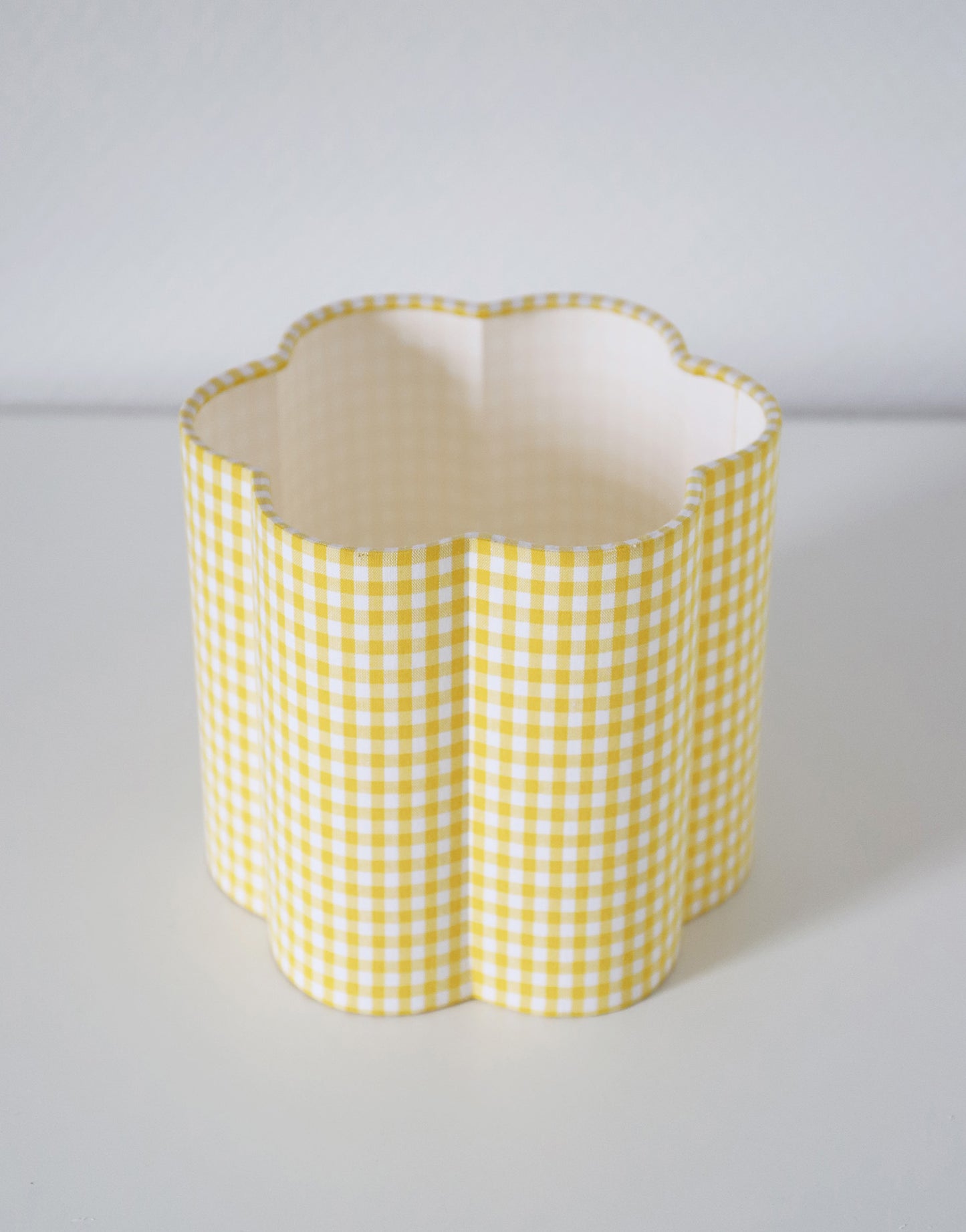 Abat-jour forme fleur Flora "mini vichy jaune citron"