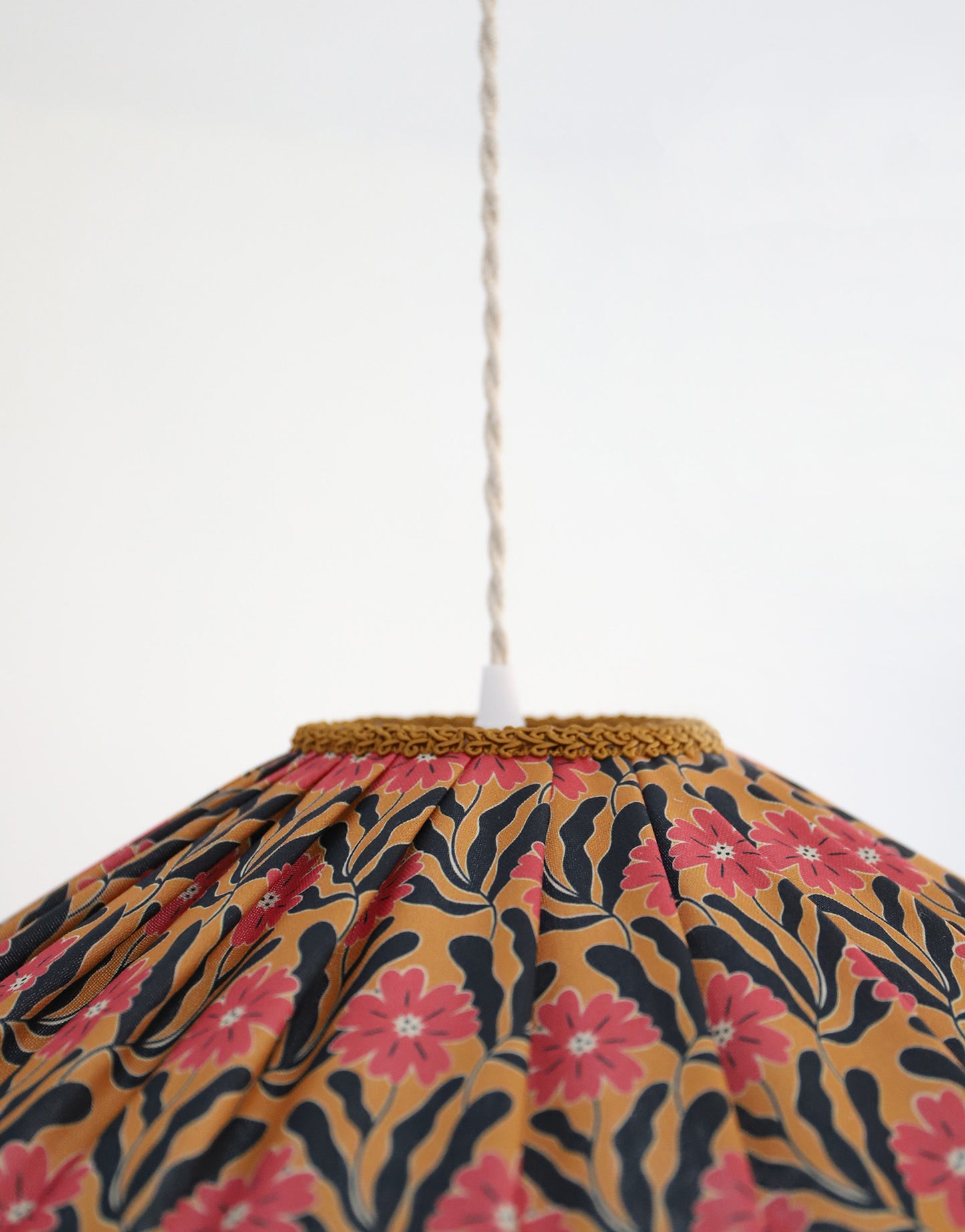 Suspension forme florale Cosette "goa flowers"