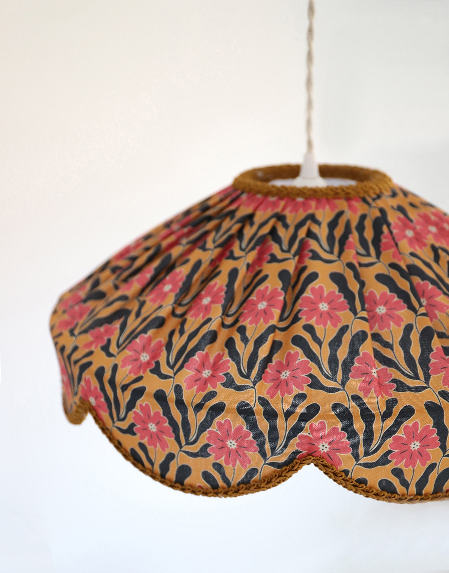 Suspension forme florale Cosette "goa flowers"