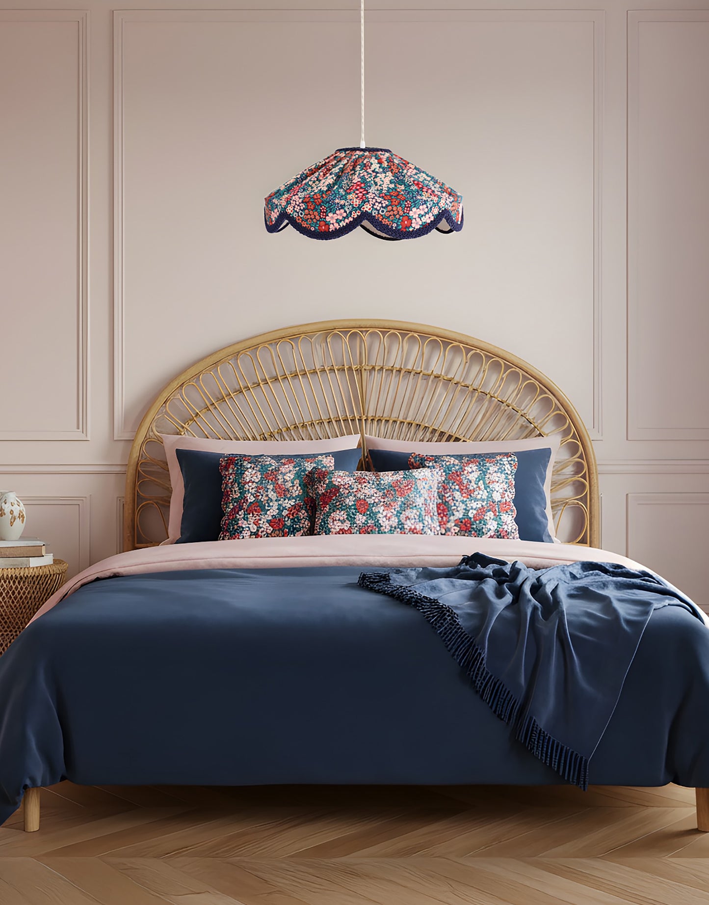 Suspension forme florale Cosette imprimée "mille fleurs"