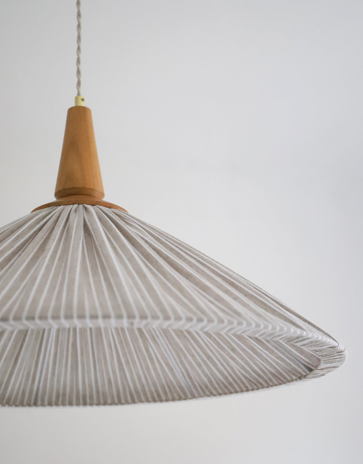 Suspension ELEONORE — 60 cm, lin et coton rayé olive