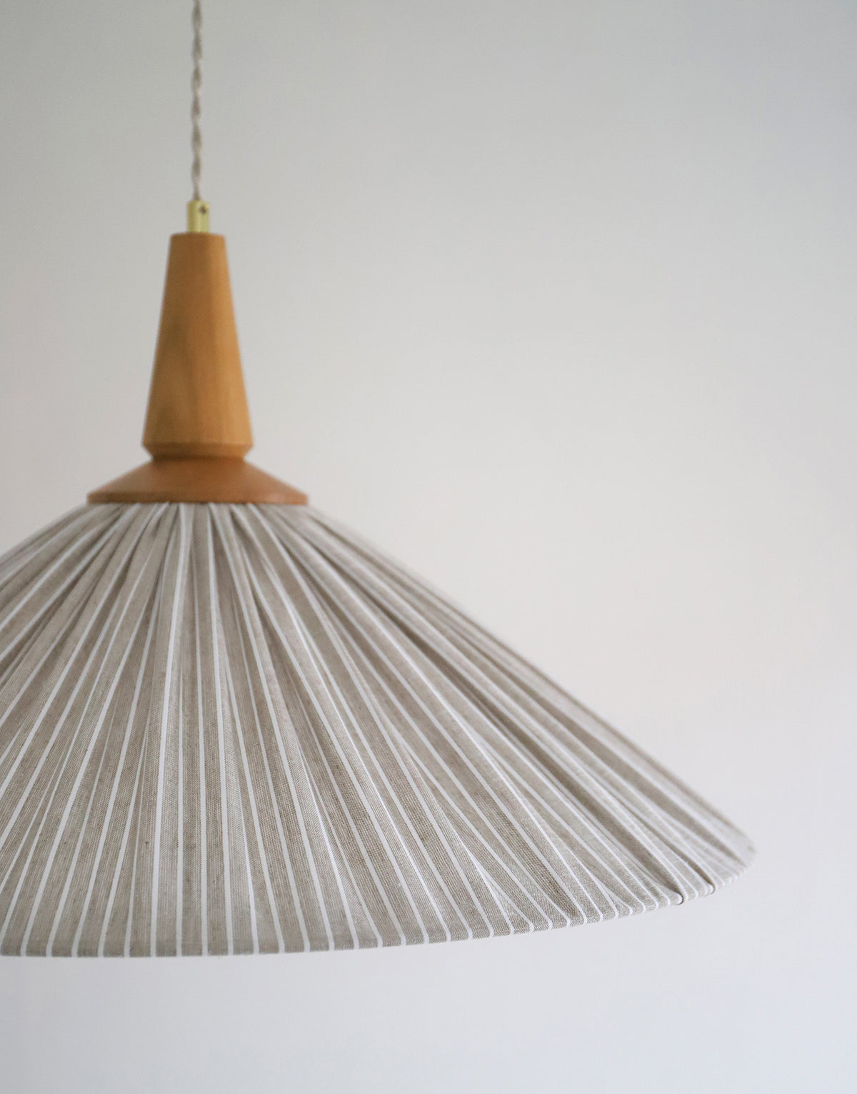 Suspension ELEONORE — 60 cm, lin et coton rayé olive