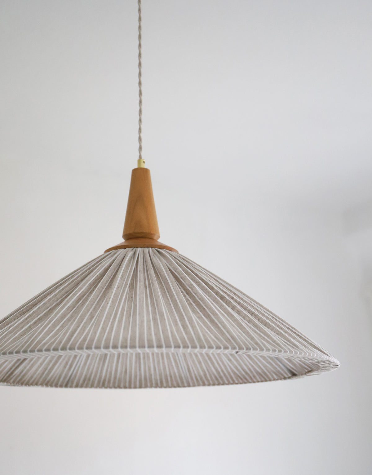 Suspension ELEONORE — 60 cm, lin et coton rayé olive
