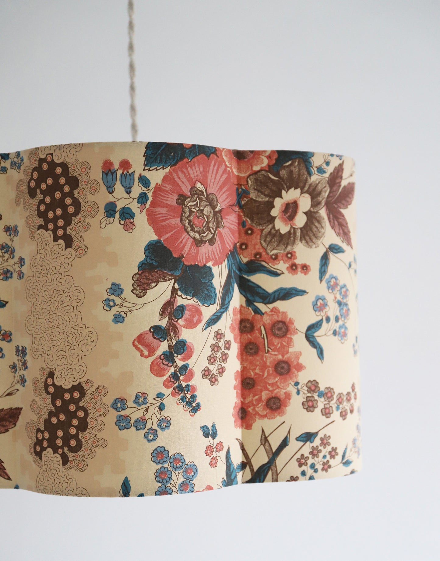 Suspension forme fleur Flora " isabelle "
