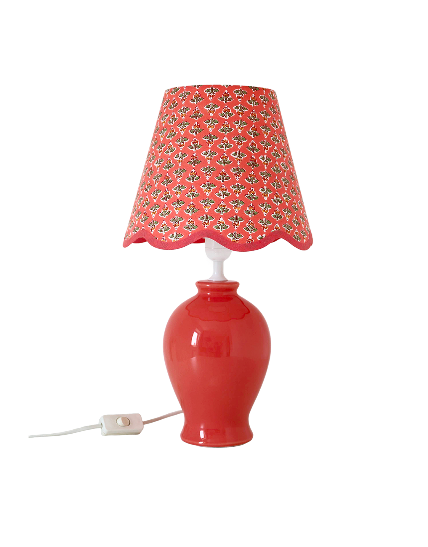 Lampe  à poser avec pied en céramique et abat-jour "festonné" imprimé