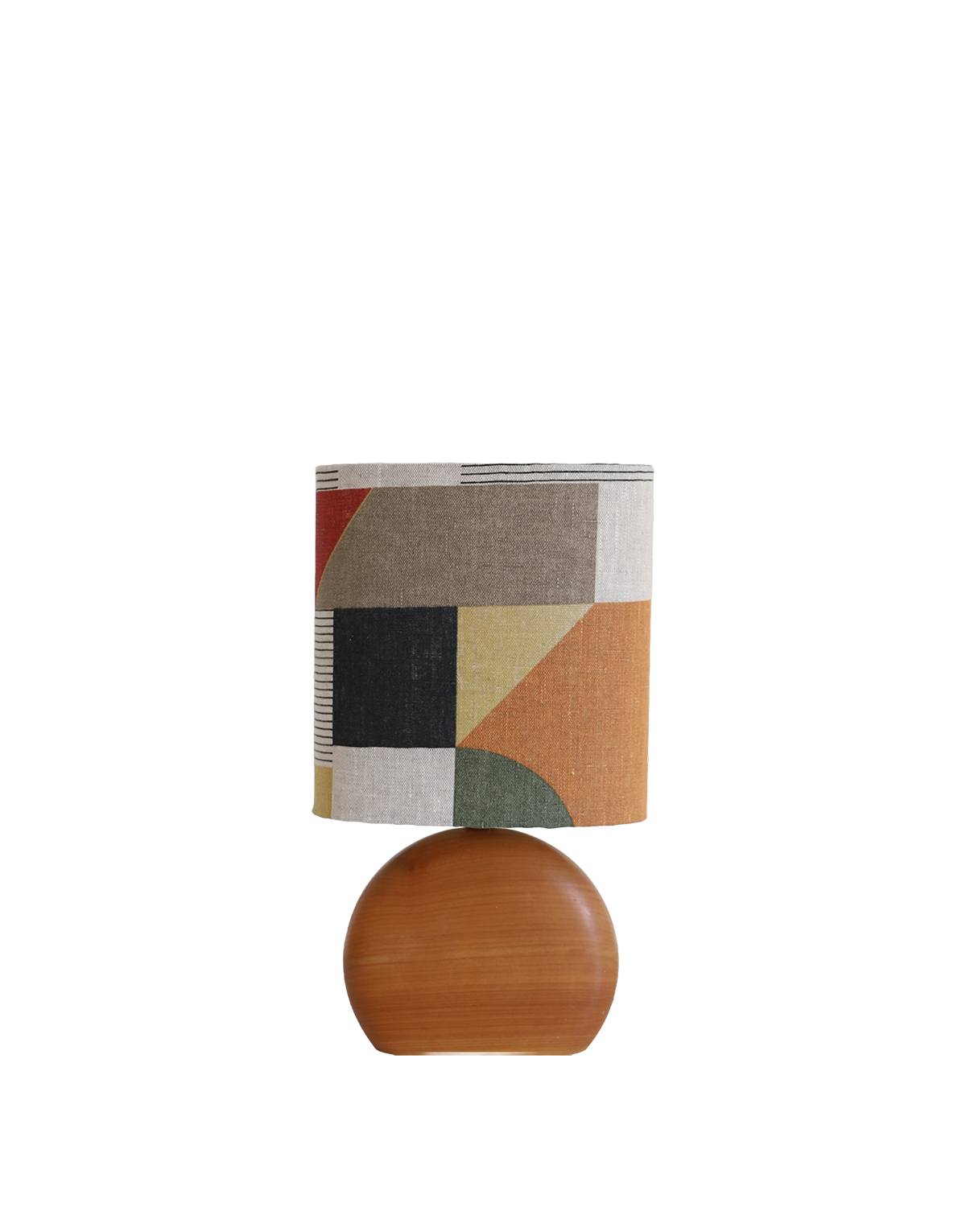 Petite lampe à poser, pied en bois sculpté et abat-jour oval