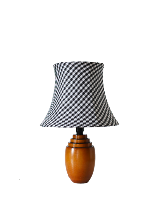 Lampe à poser, pied en bois art déco et abat-jour pagode vichy noir