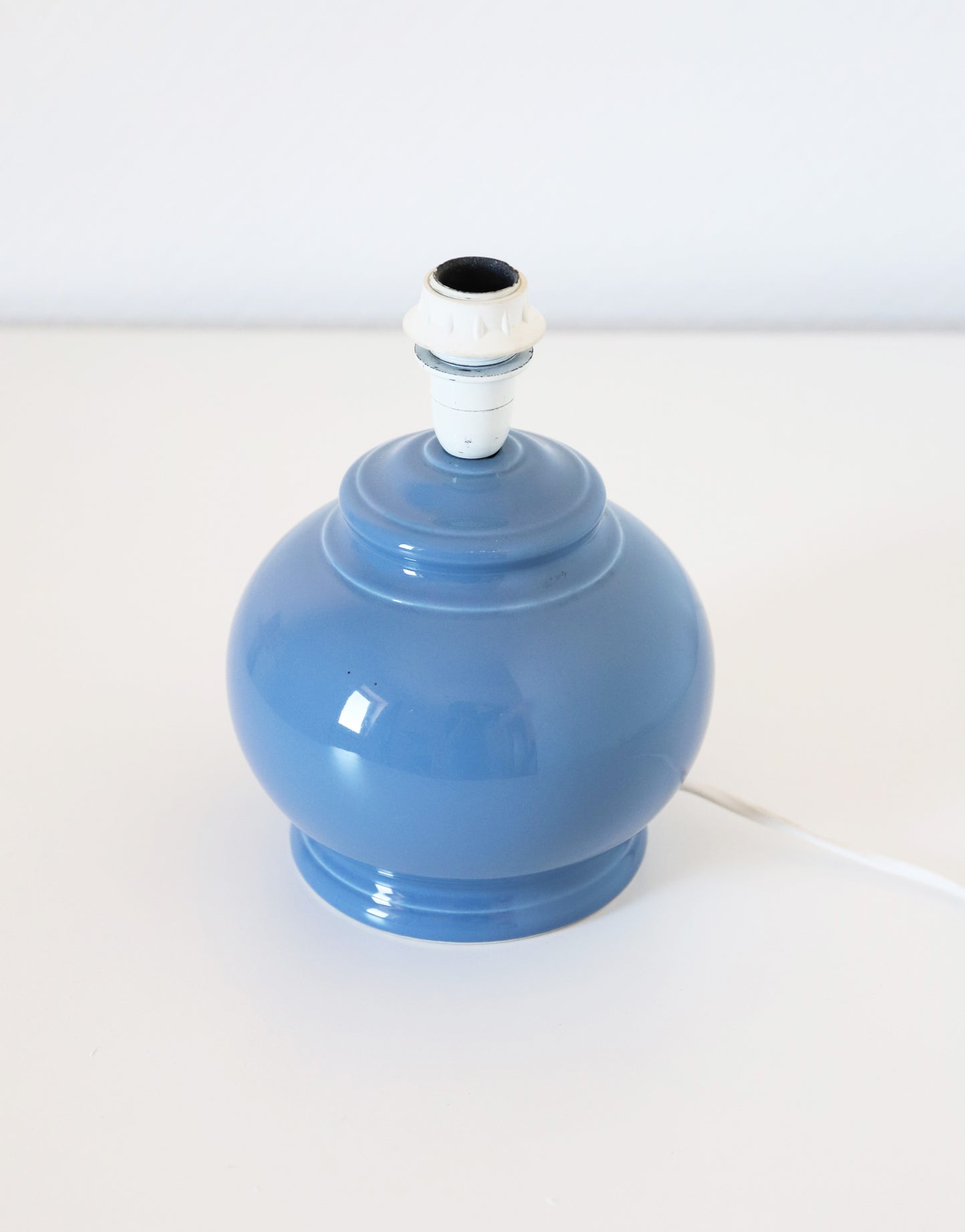 Lampe à poser vintage, pied boule années '80 et abat-jour imprimé
