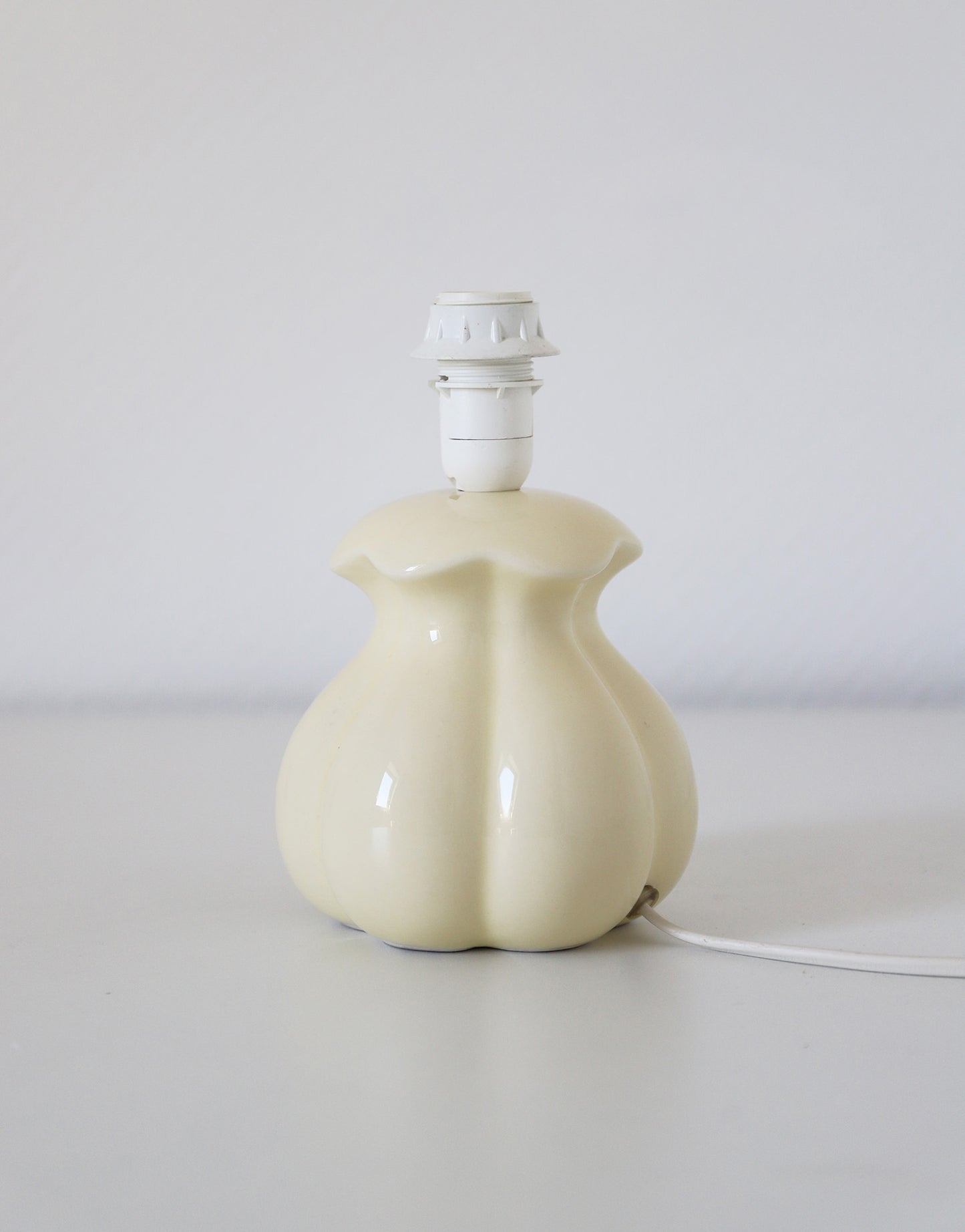 Lampe à poser vintage, pied céramique années '70 et abat-jour imprimé