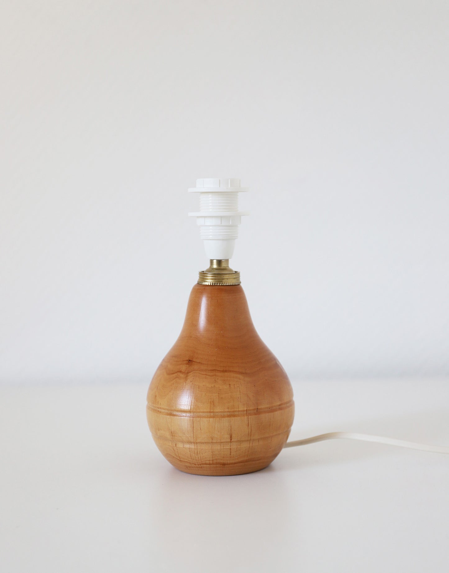 Lampe à poser vintage, pied en bois années '60 -'70 et abat-jour imprimé