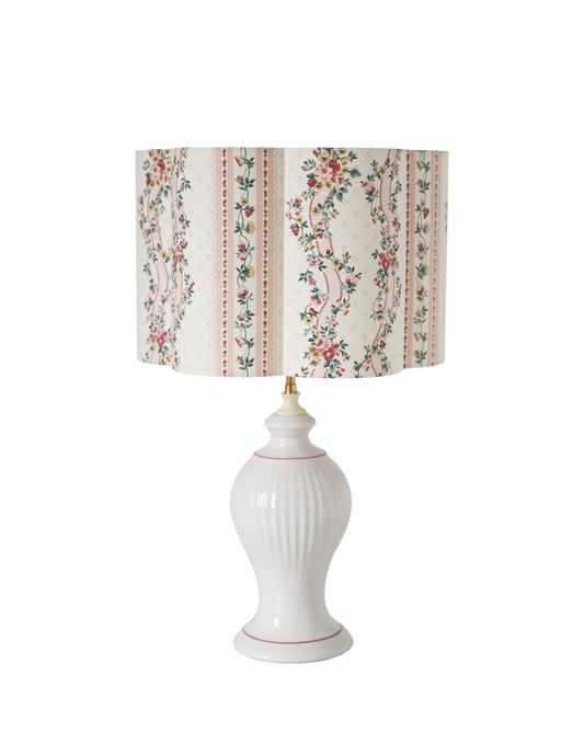 Lampe à poser vintage "St Michael" – Céramique cannelée et imprimé champêtre