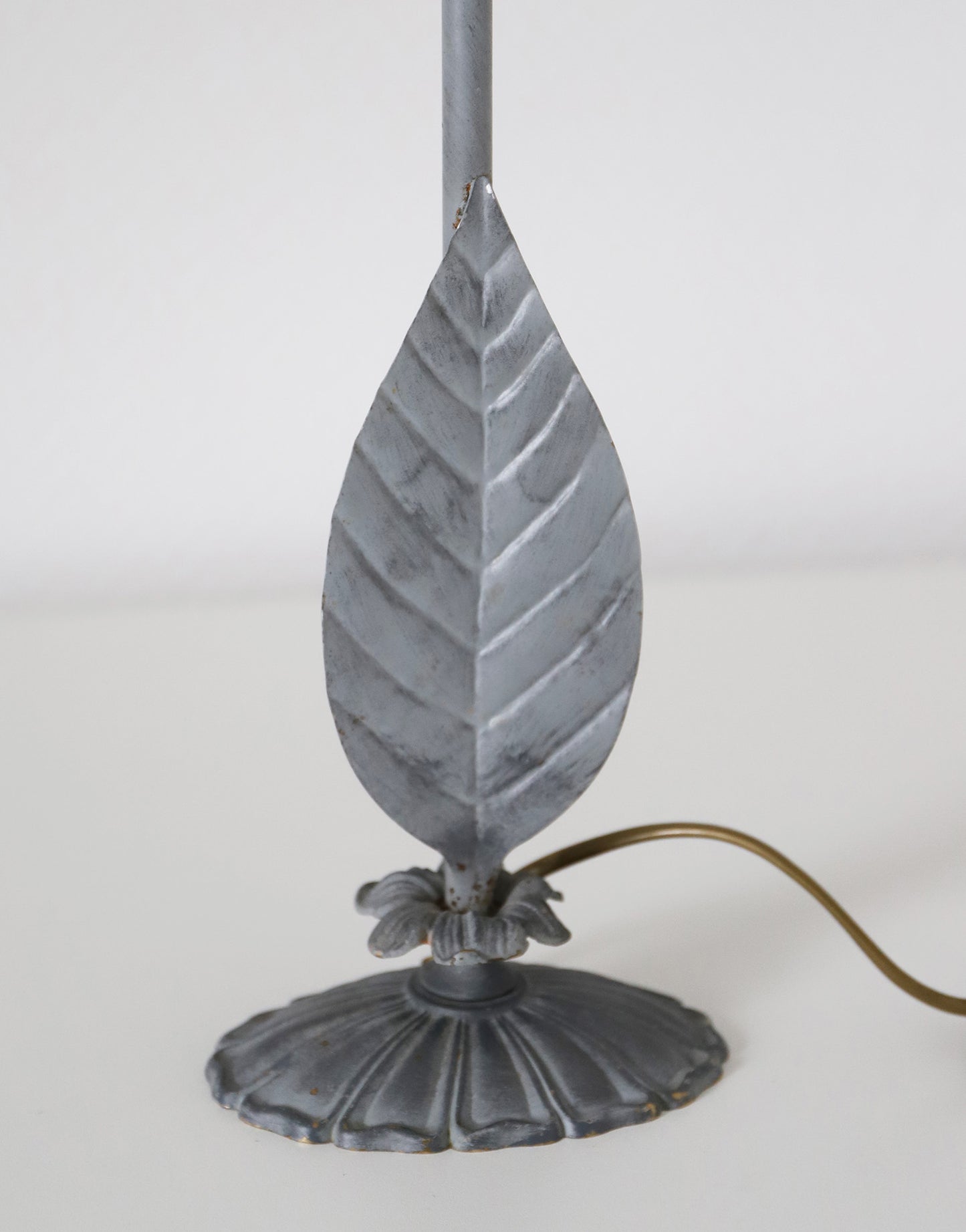 Lampe à poser – Pied vintage et Abat-jour Floral à Franges