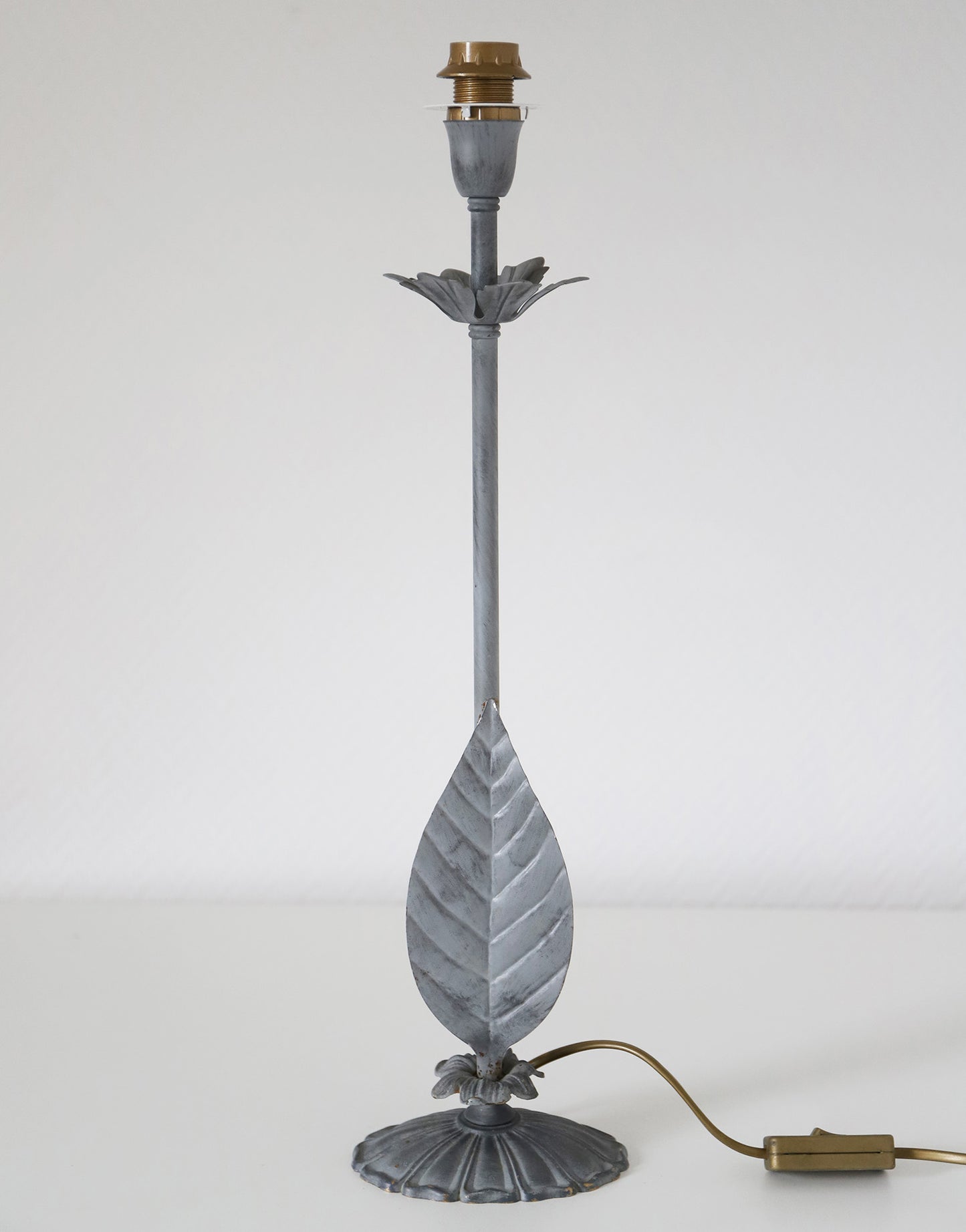 Lampe à poser – Pied vintage et Abat-jour Floral à Franges