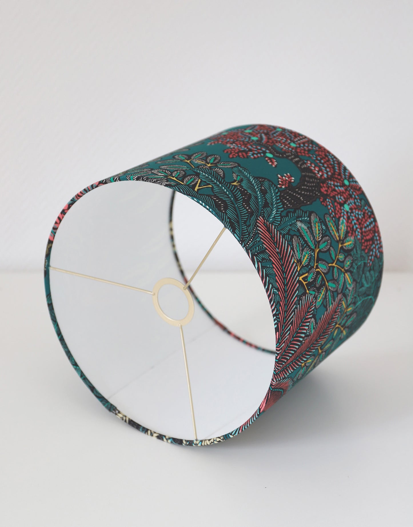 Lampe vintage recyclée — Pied noir et abat-jour Jardin Tropical
