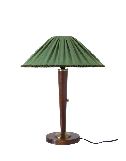 Lampe vintage recyclée — pied fuseau en bois, abat-jour lin vert plissé