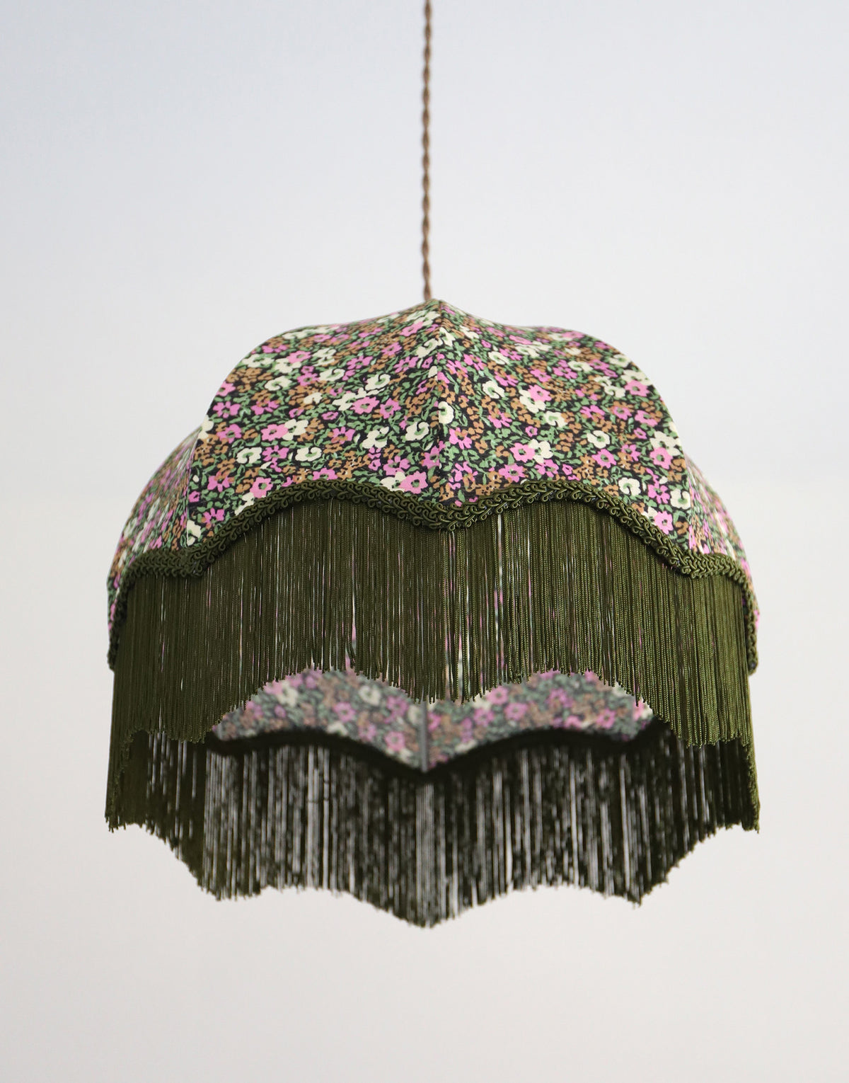 Suspension vintage recyclée à franges — création artisanale Hautlalampe