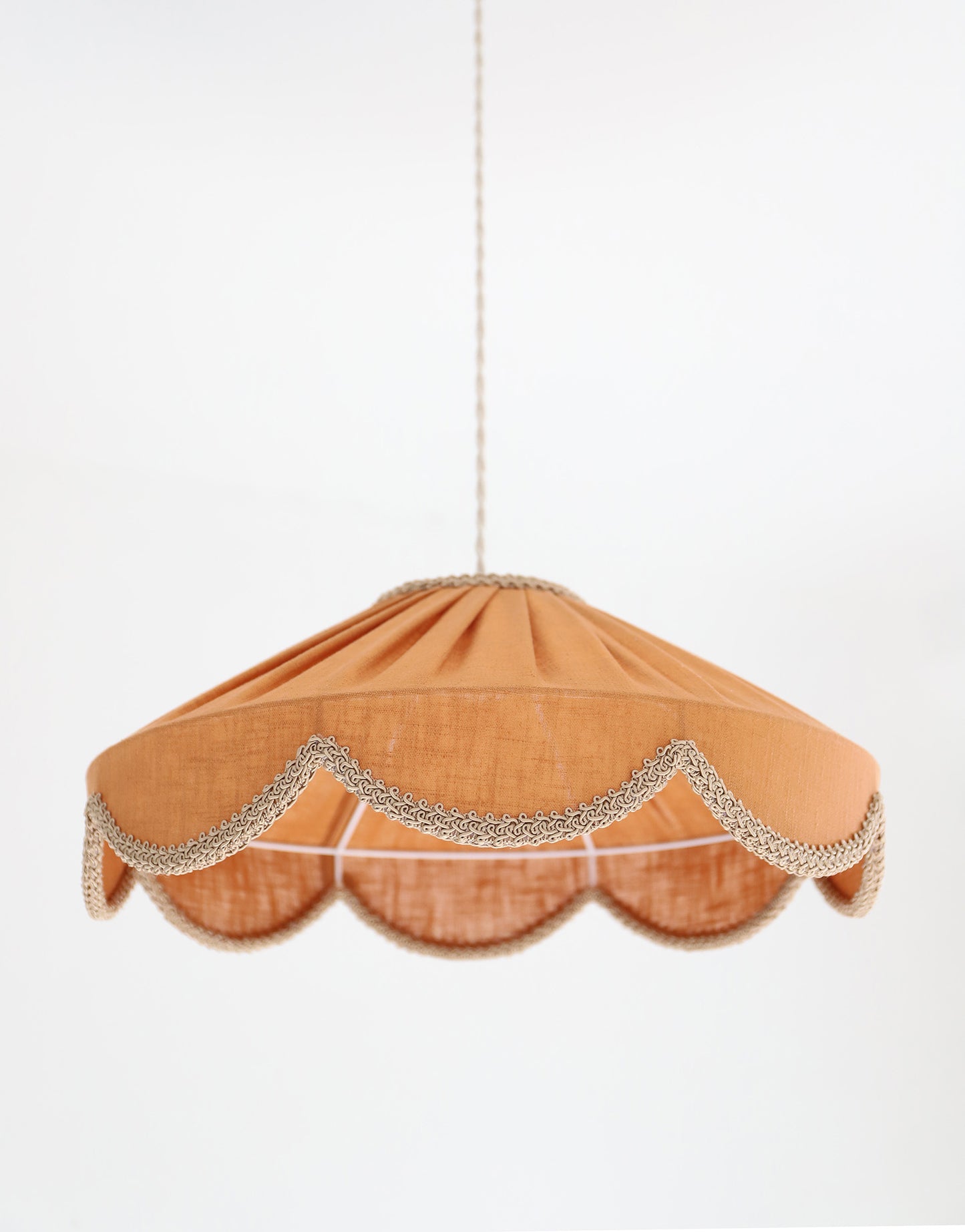 Suspension forme florale unie Cosette "caramel "