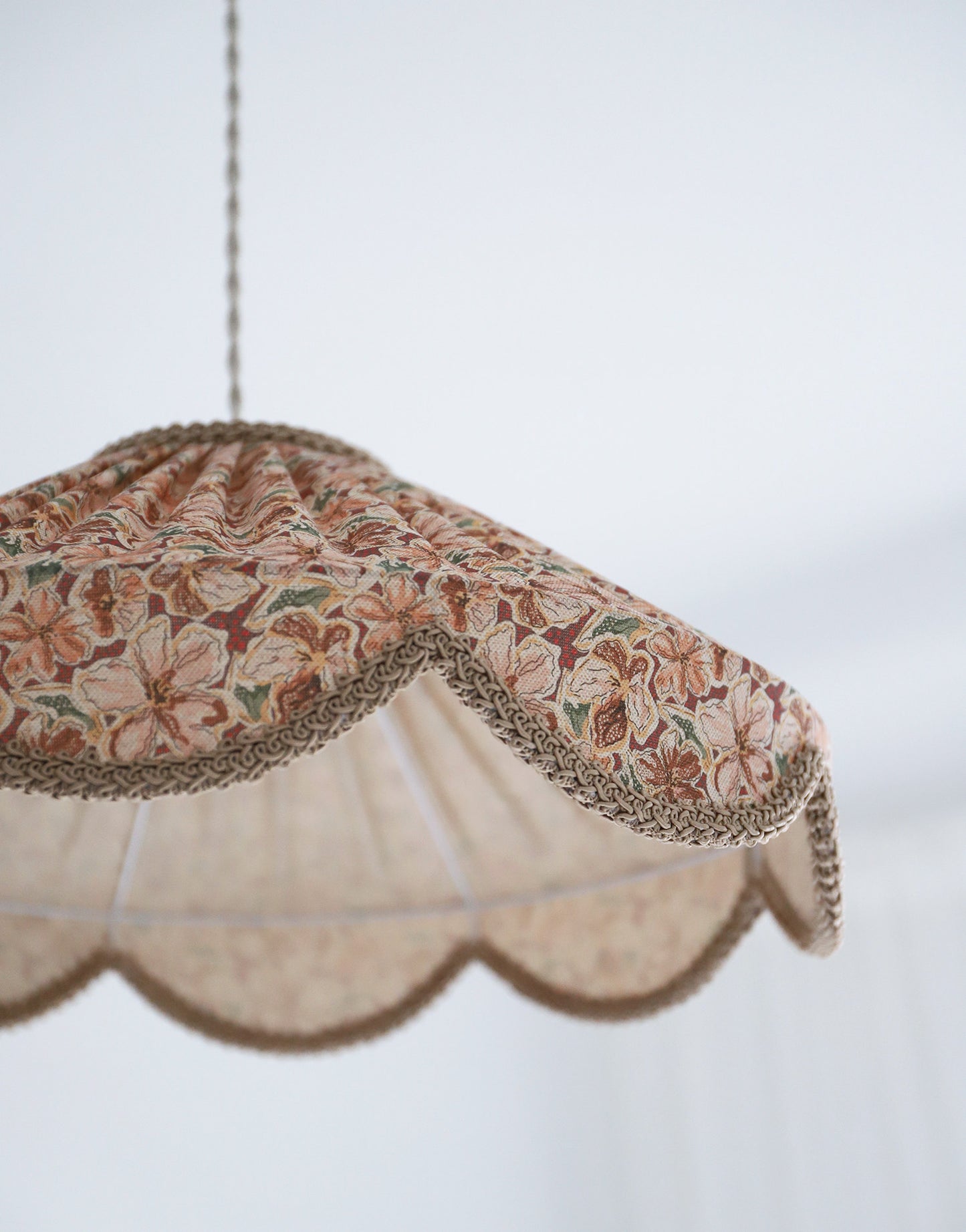 Suspension forme florale imprimé Cosette "fleurs de provence"