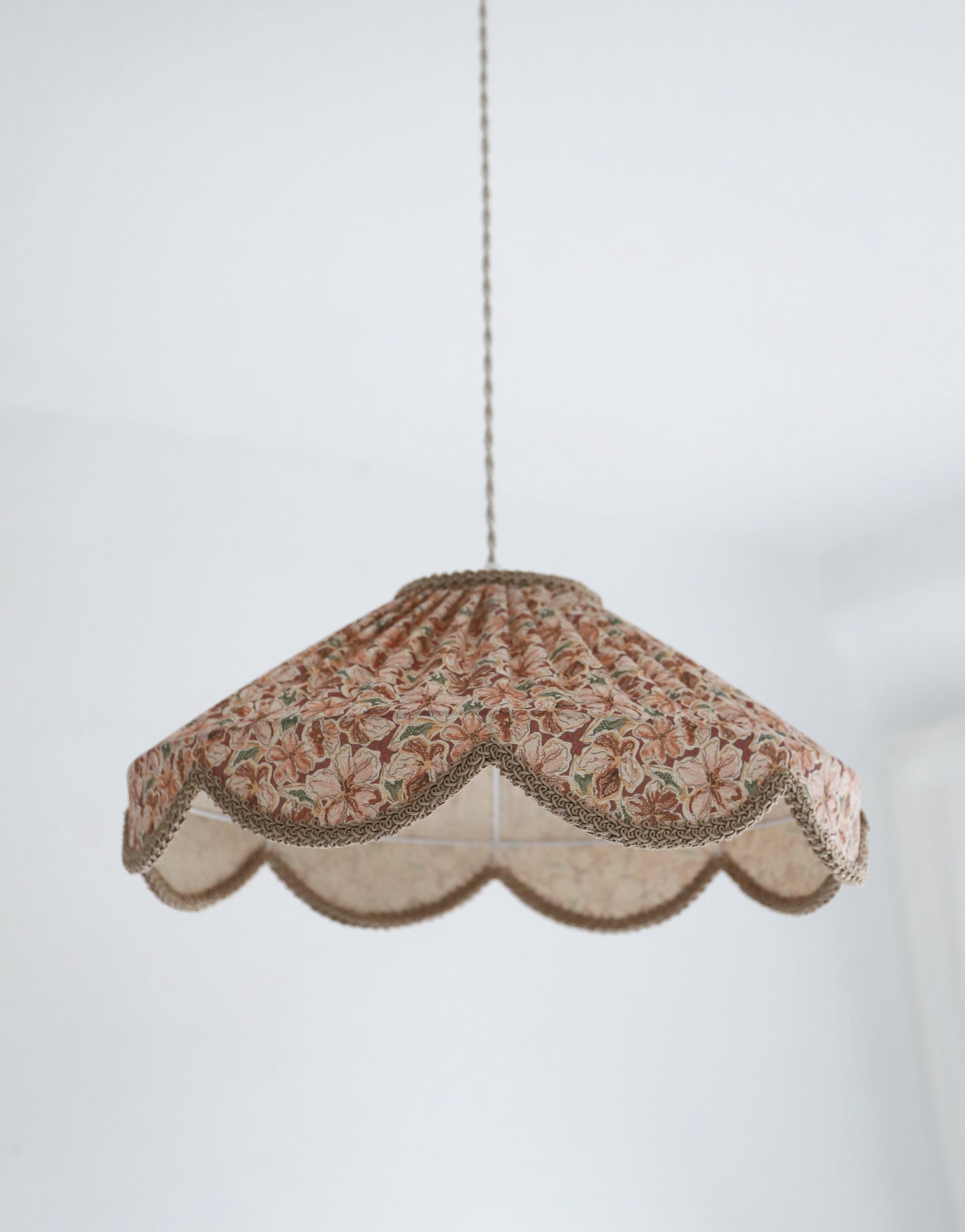 Suspension forme florale imprimé Cosette "fleurs de provence"